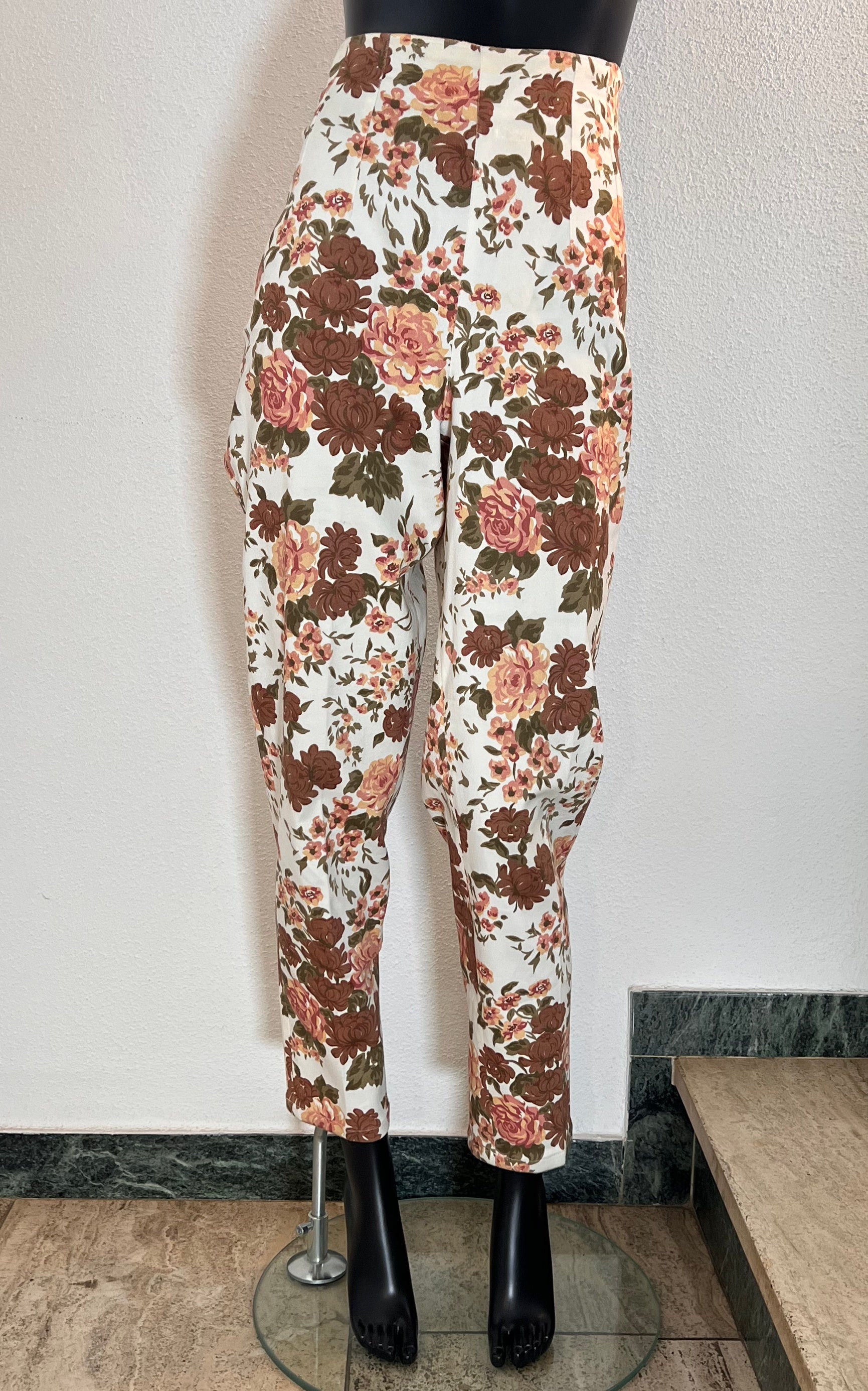 Pantaloni vintage a vita alta con fiori anni '90