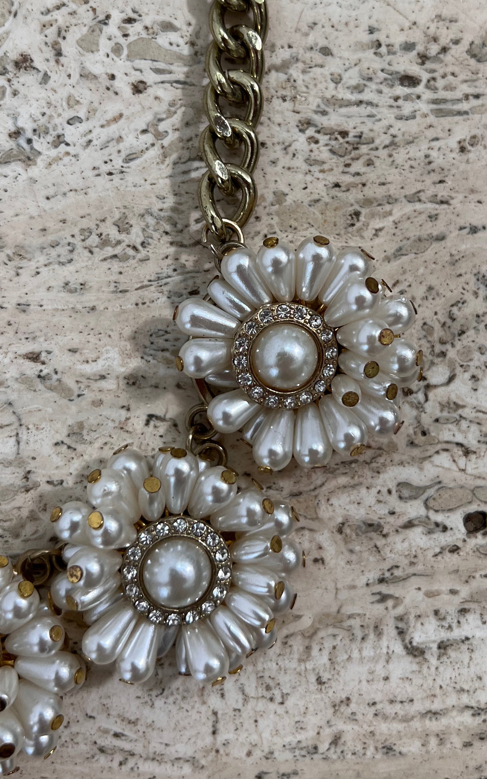 Vintage Mother of Pearl Flower Chain Necklace