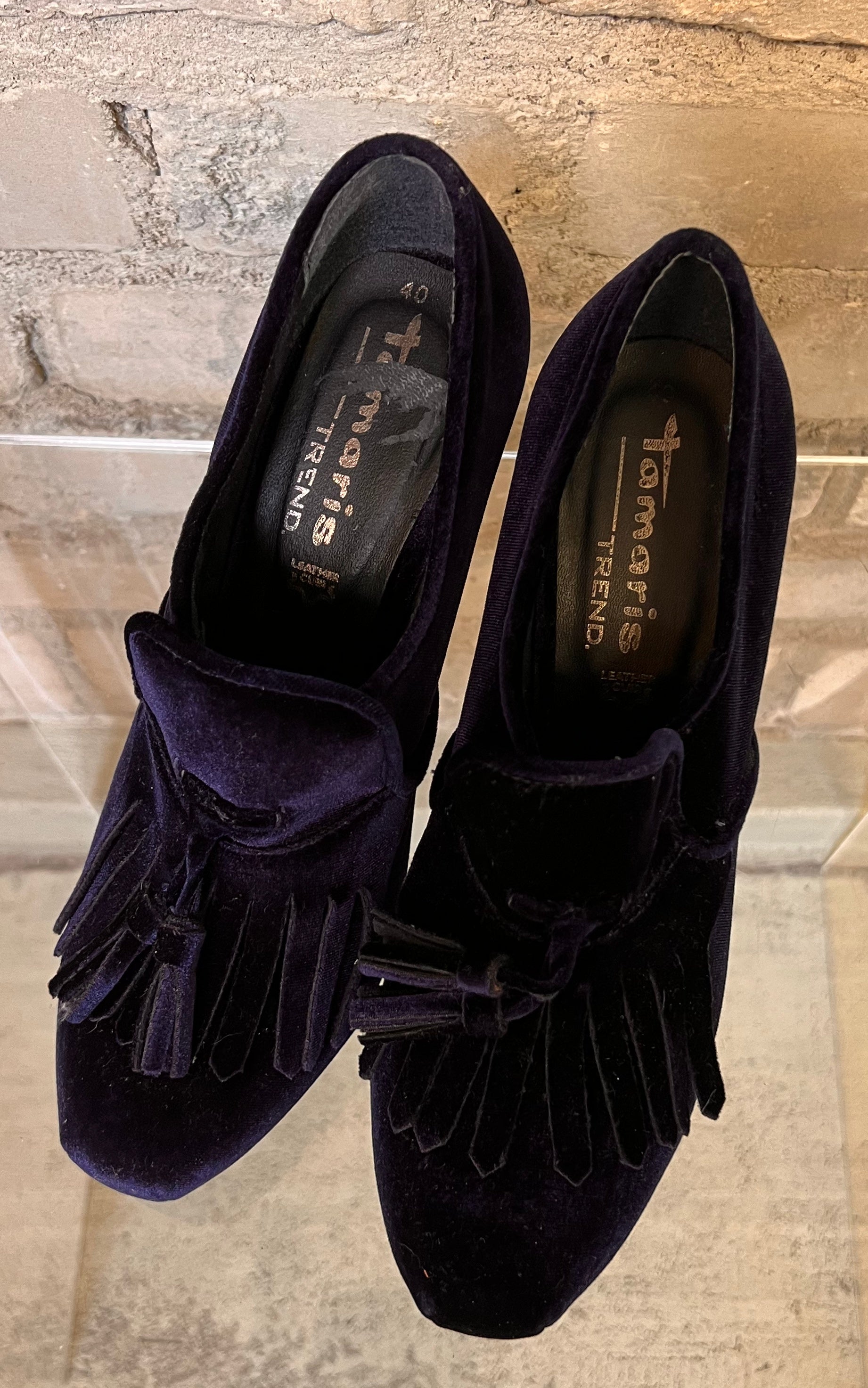 Vintage Tamaris Velvet Platforms 39