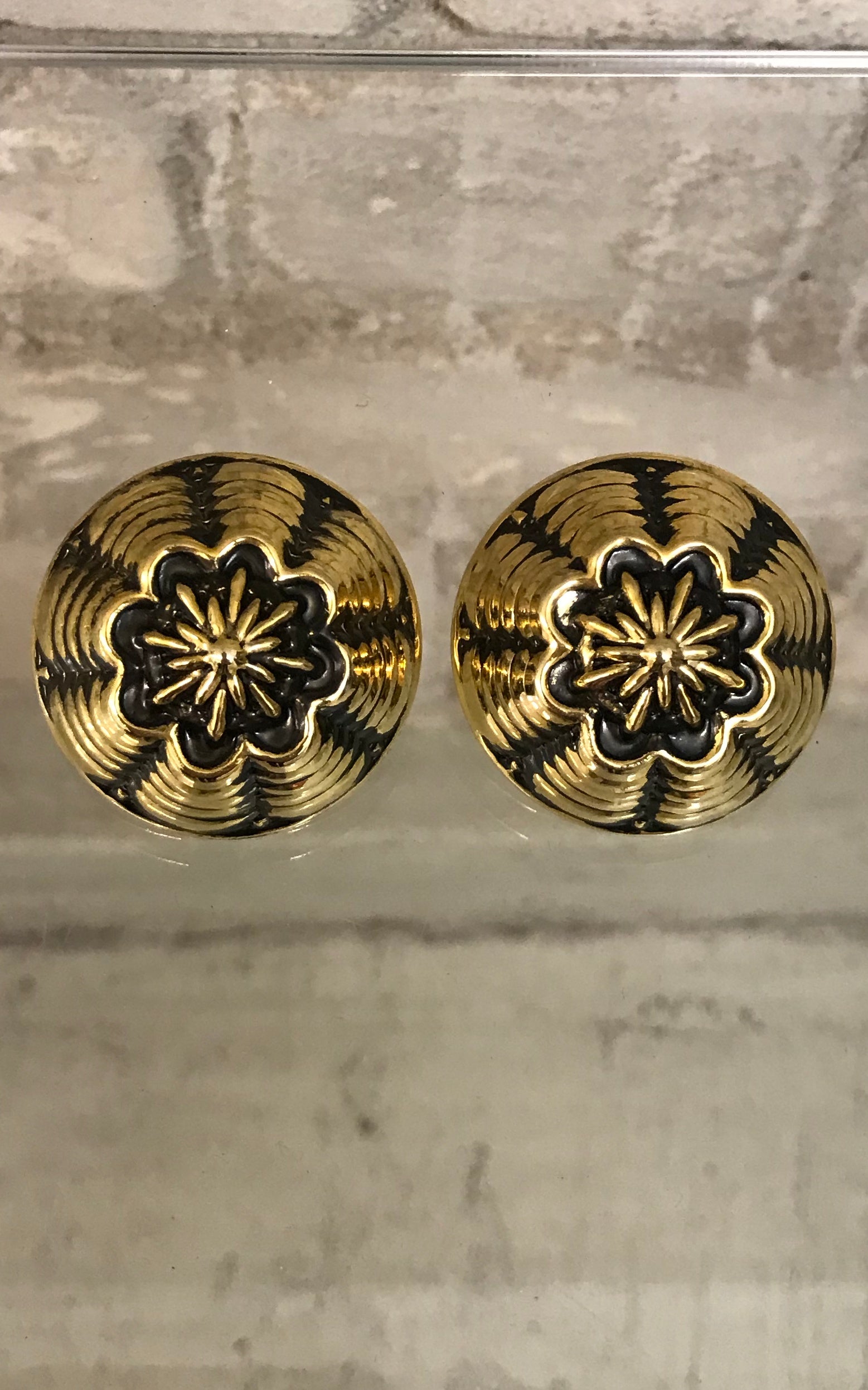 Vintage 90s Statement Clip Ons