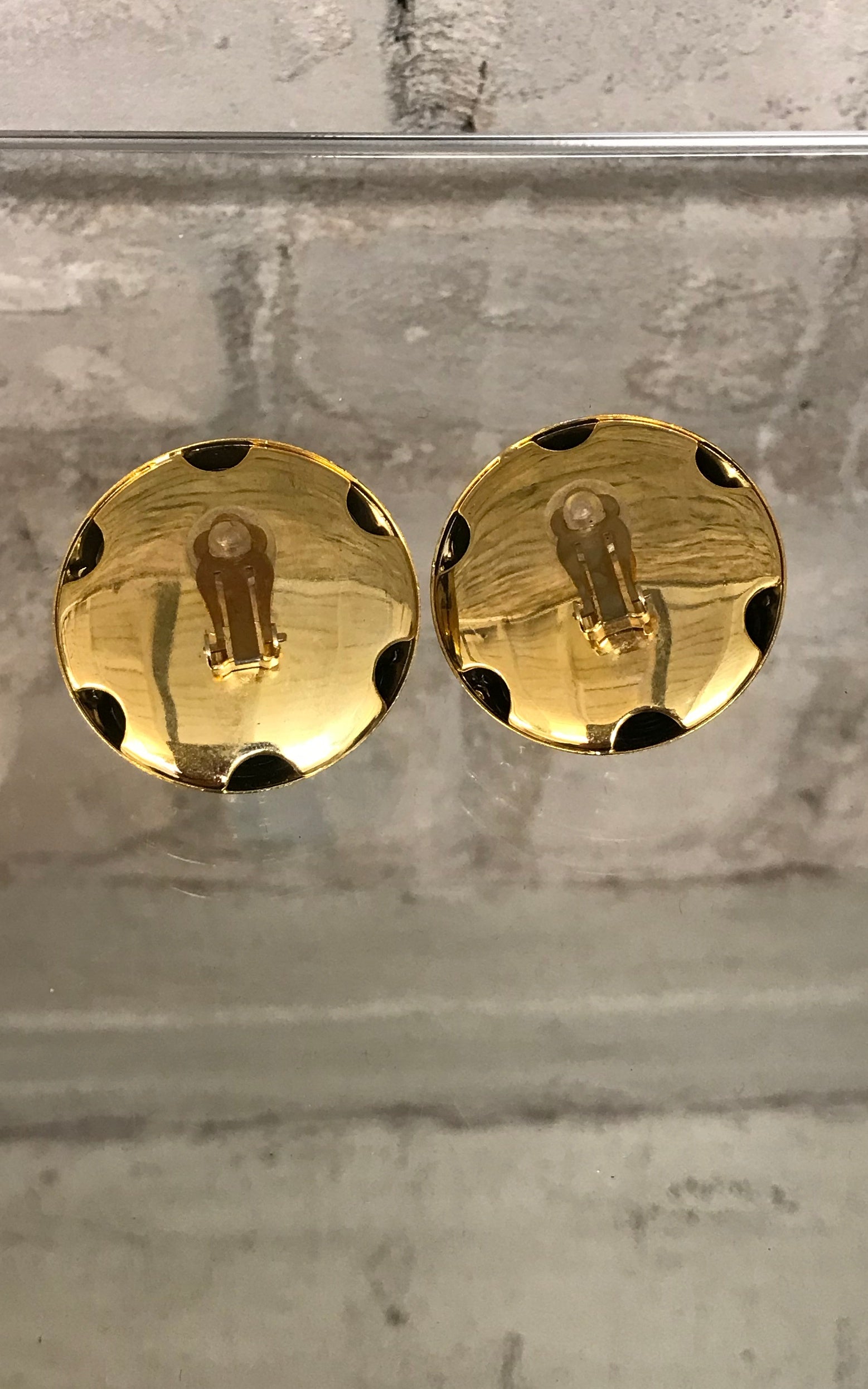 Vintage 90s Statement Clip Ons