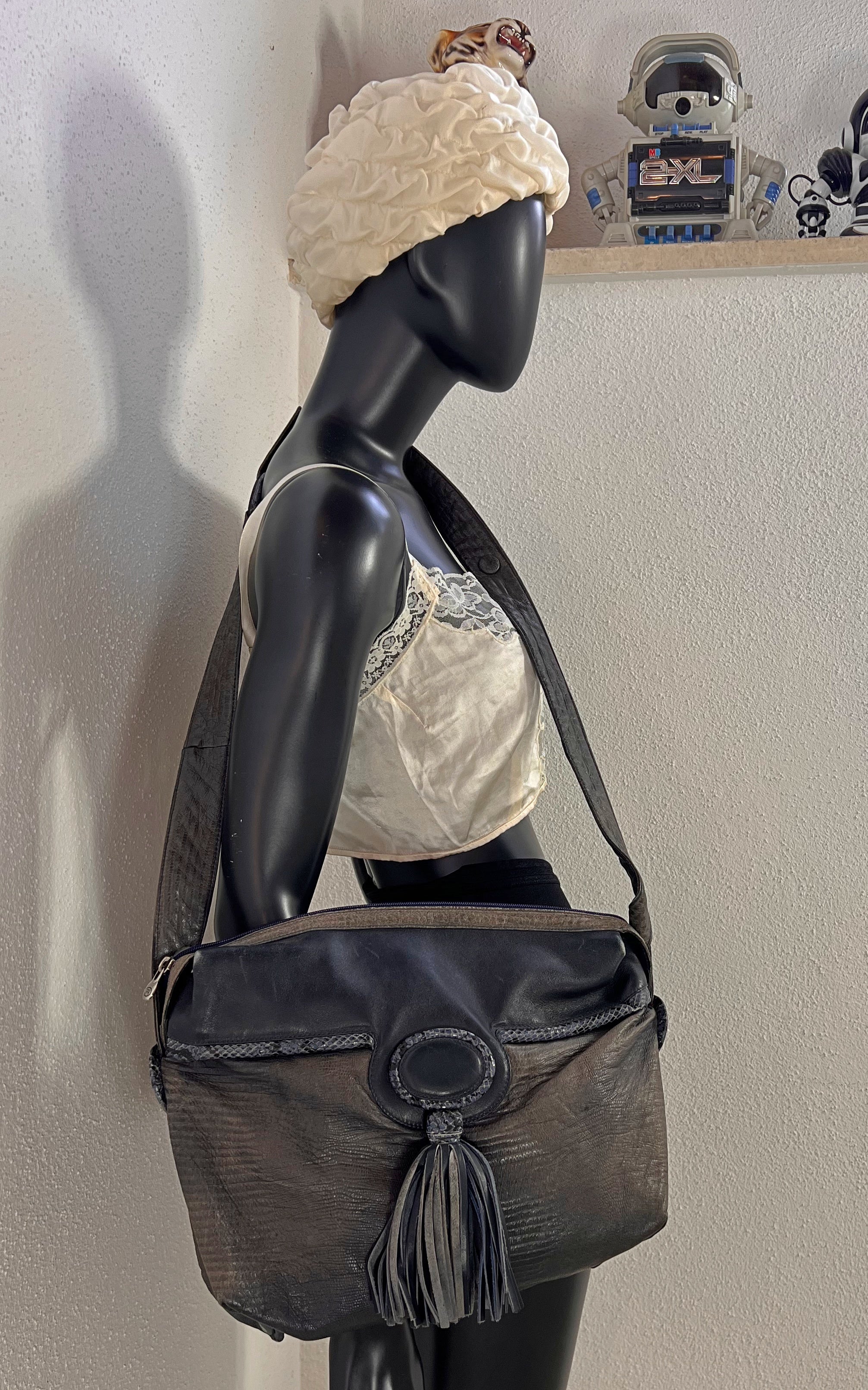 Vintage Mariotti Italian Leather Shoulder Bag