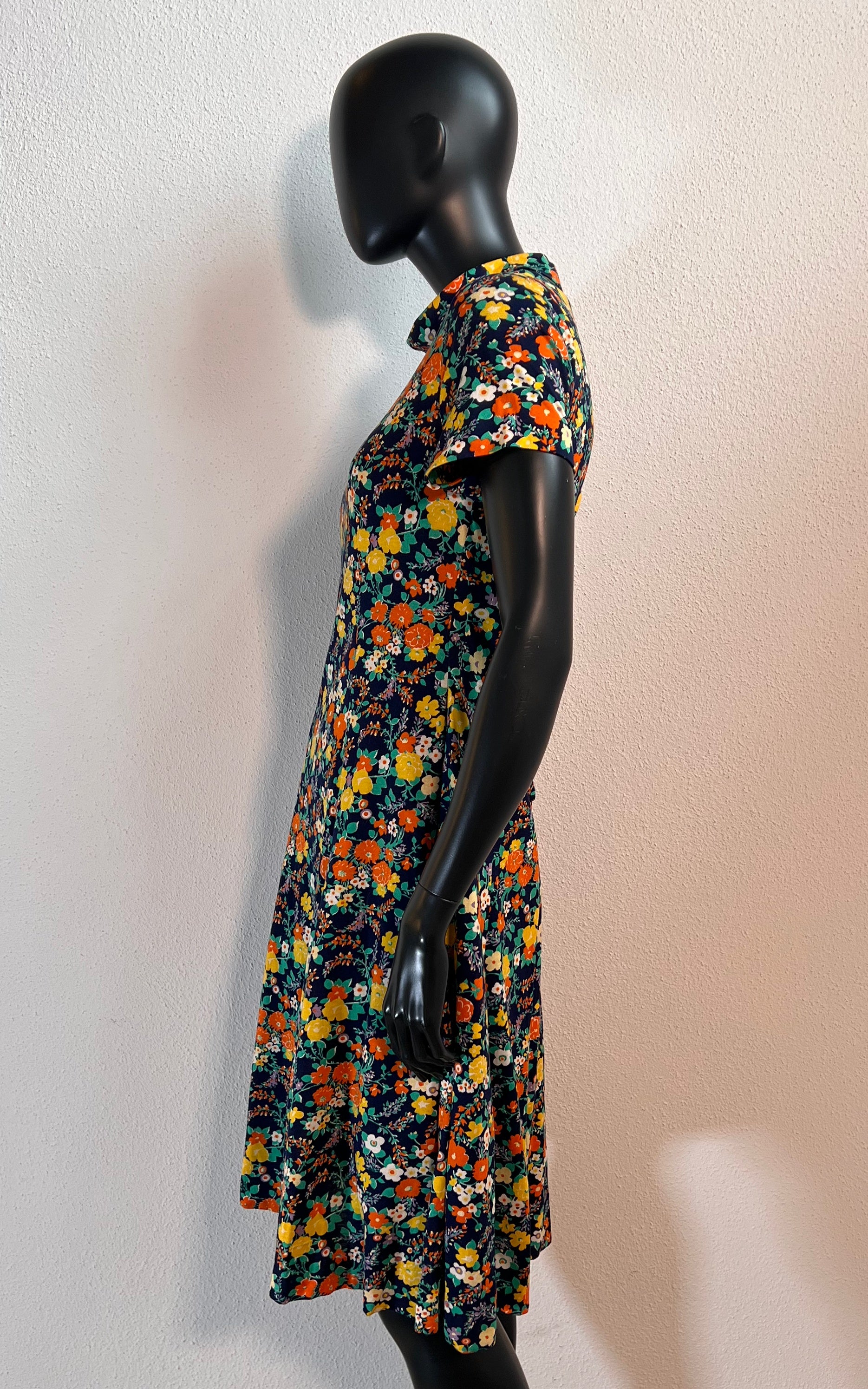 Abito vintage a fiori anni '70