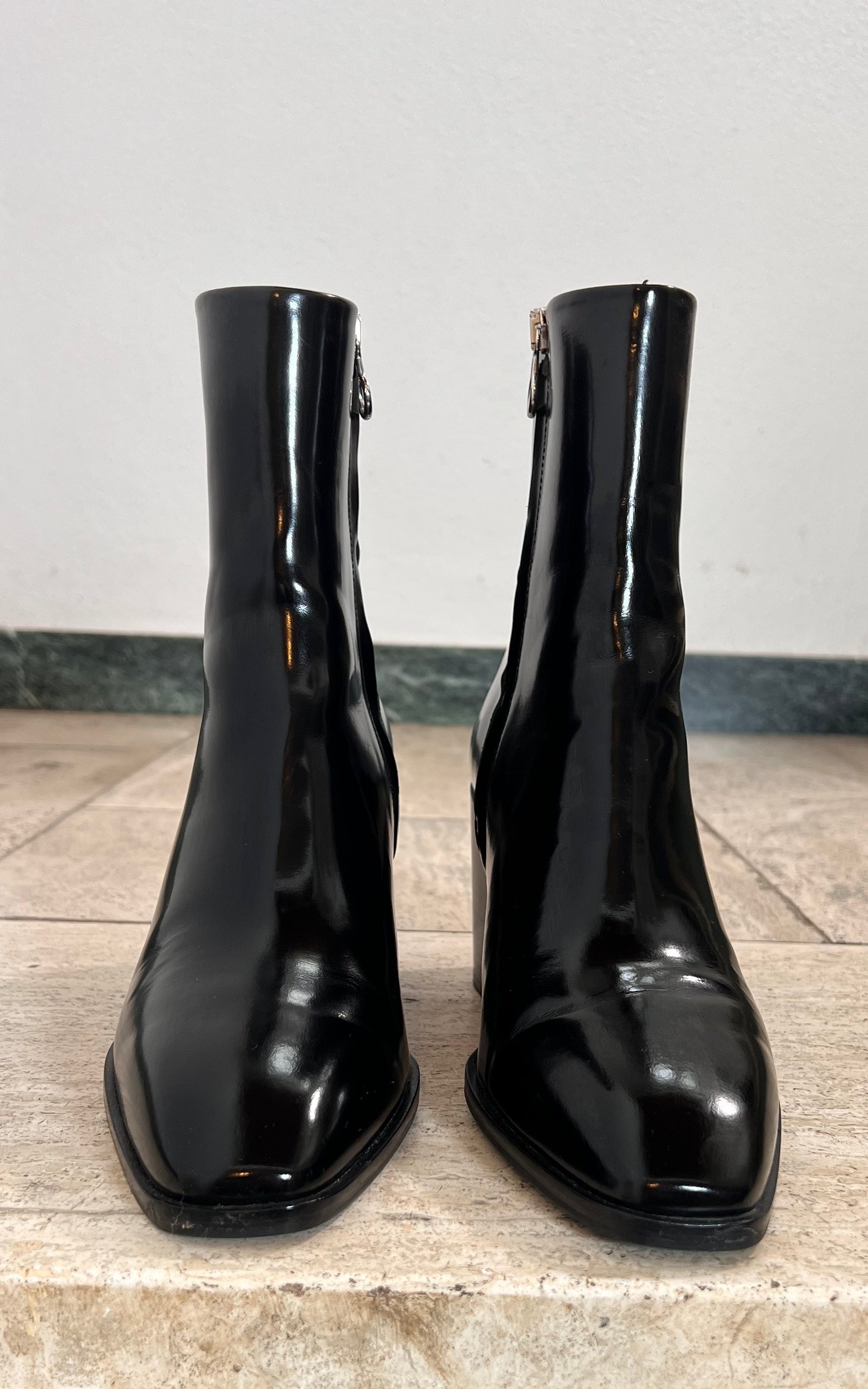 Aeyde Patent Boots 40