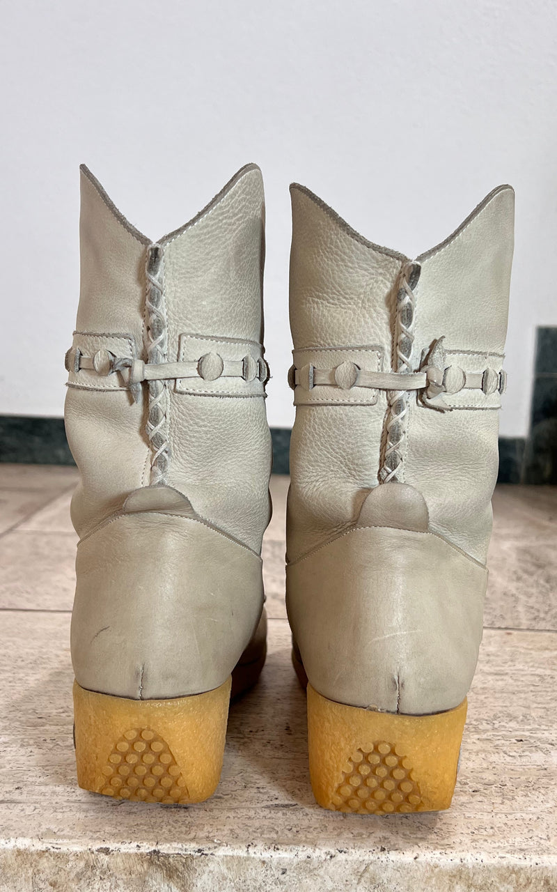 Vintage 70s Shearling Boots 39