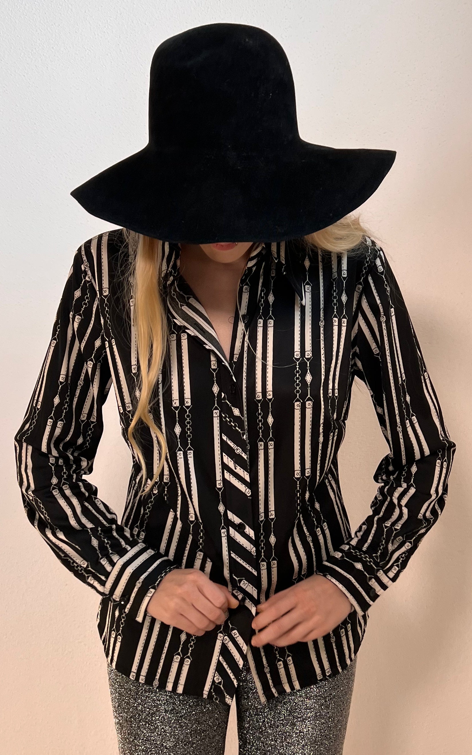 Camicetta vintage anni '70 con morsetto