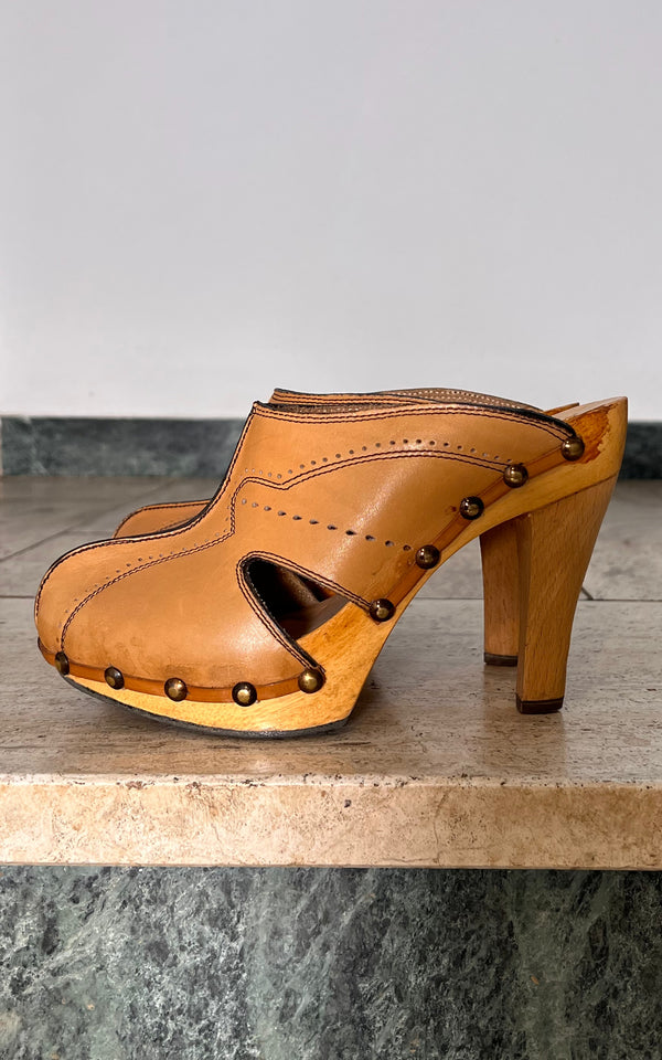 Vintage 70s Clogs 39