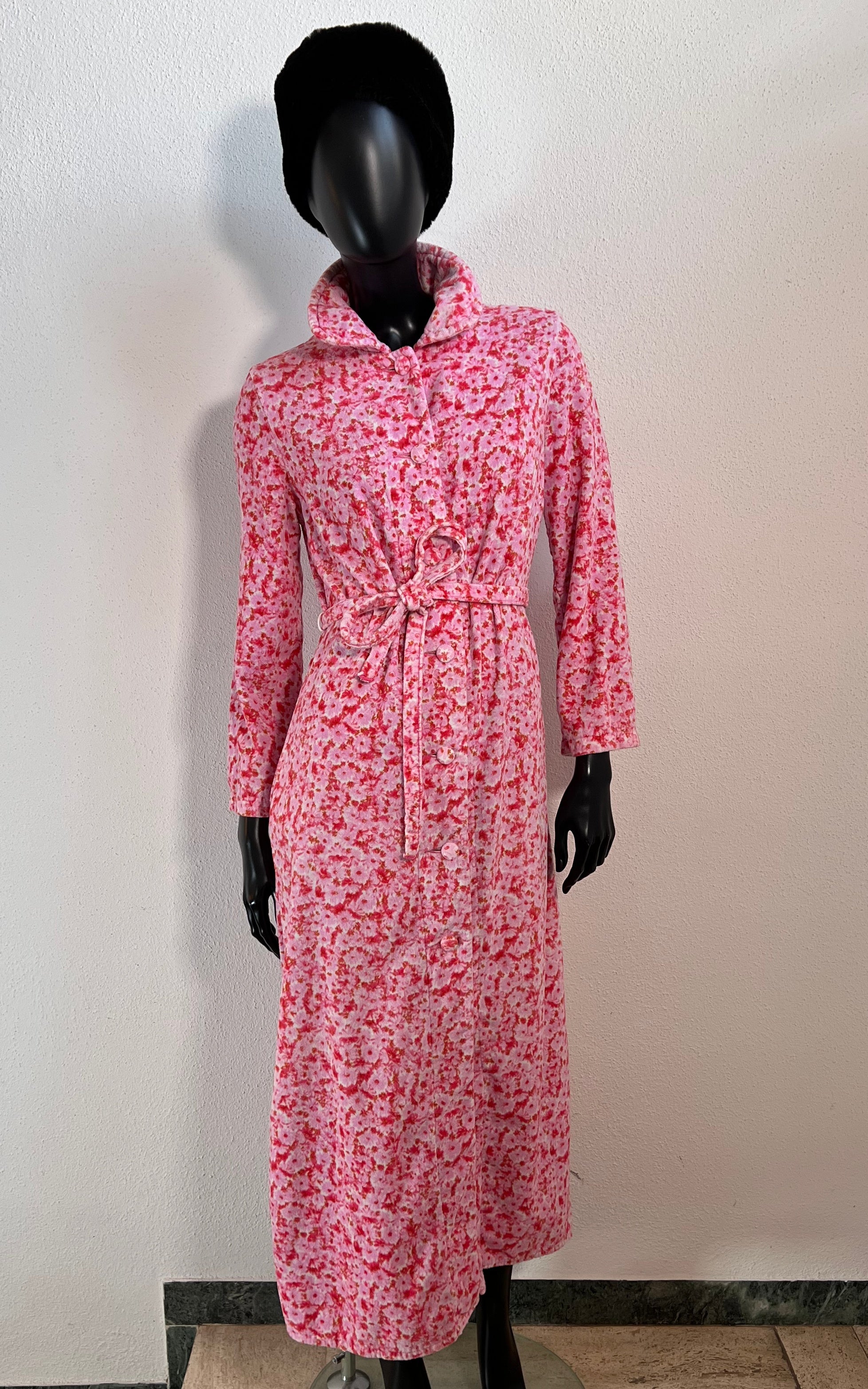 Super Cute Vintage 70s Towelling Morning Coat