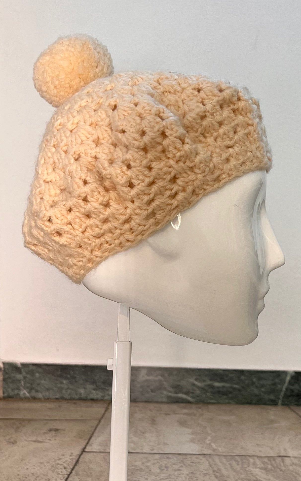 Vintage Crochet Pom Pom Beret