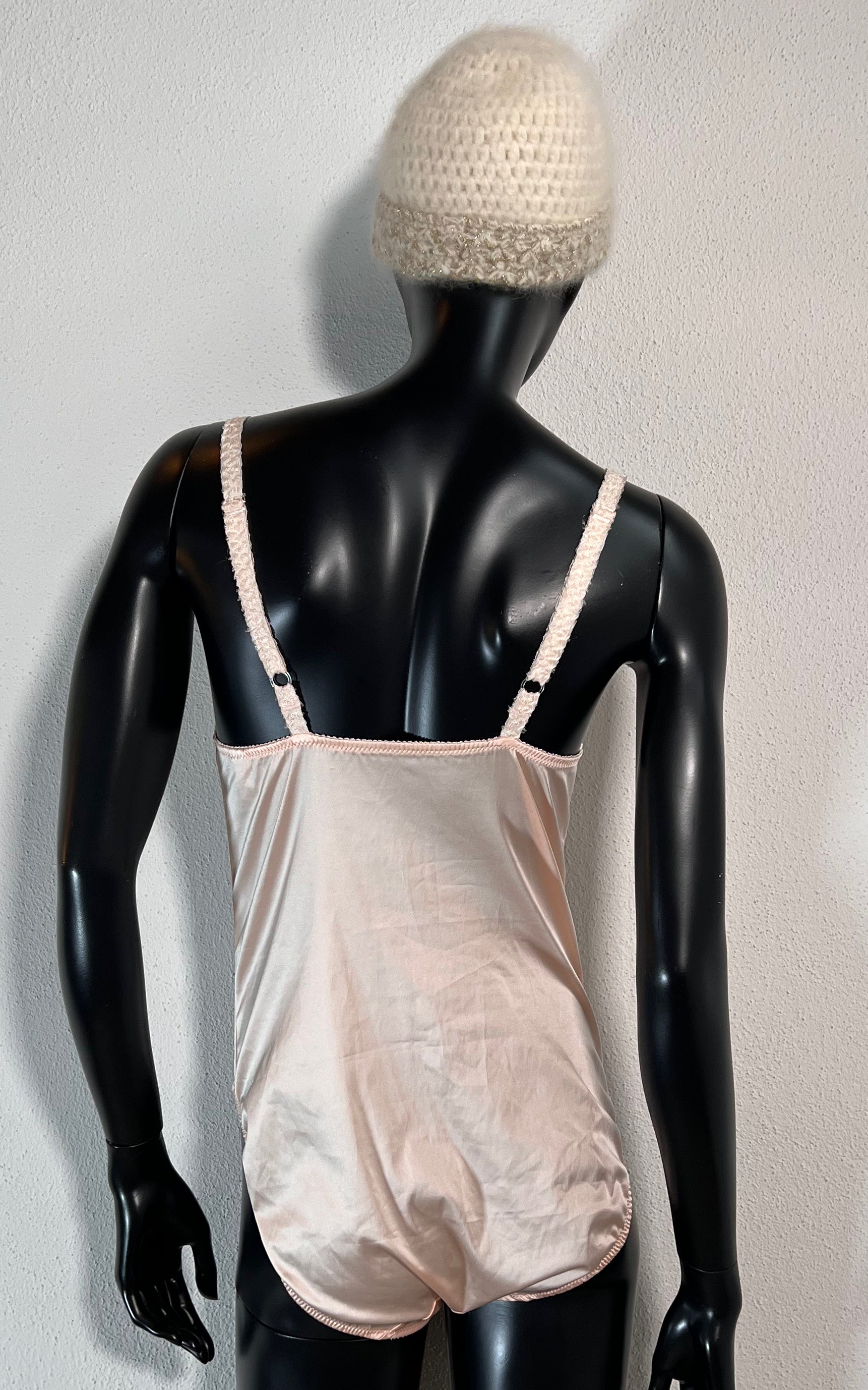 Vintage Excellent Lightpink Lace Body Suit