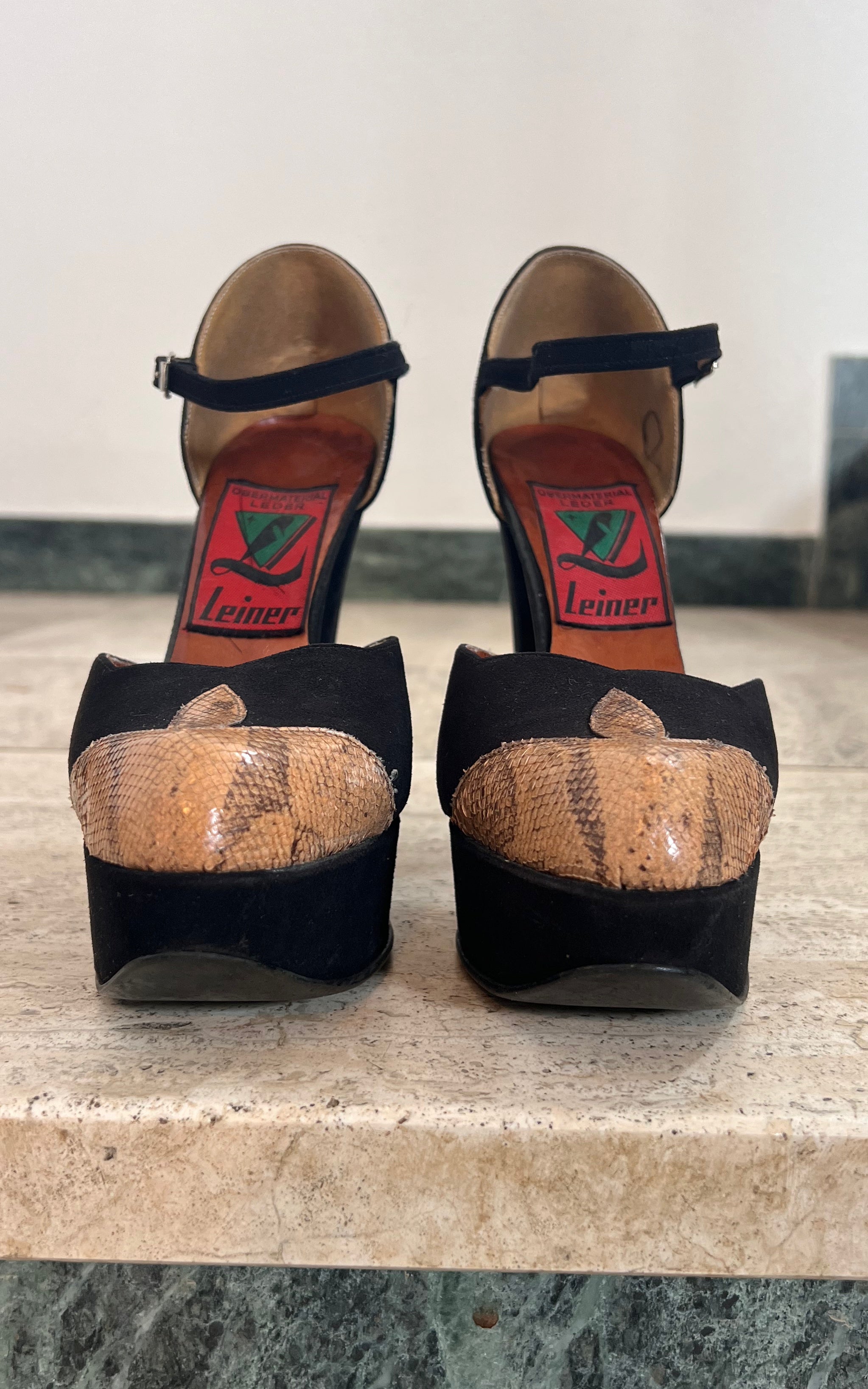 Vintage 70s Platform Heels 36