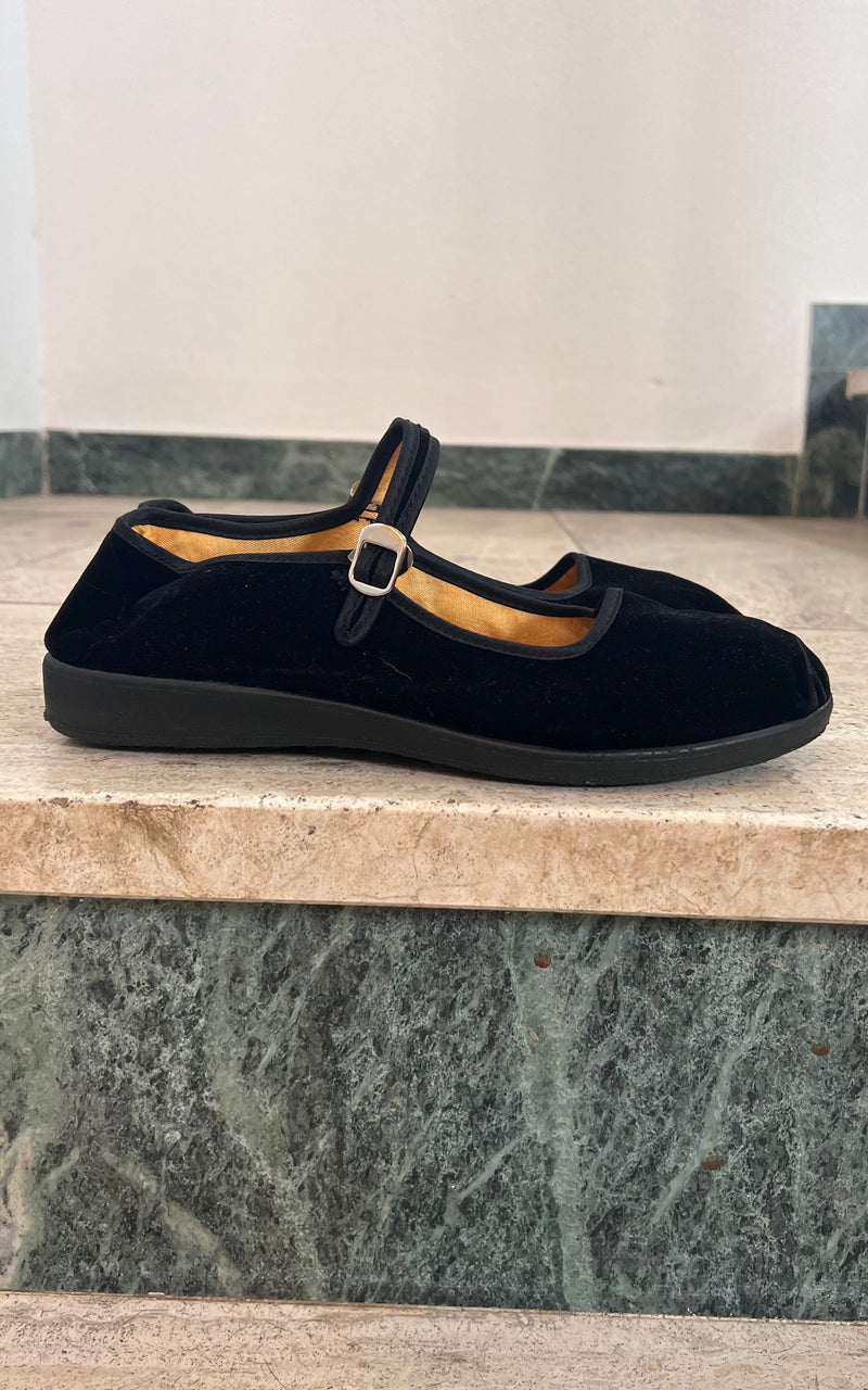 Vintage 90s Velvet Ballerinas 41