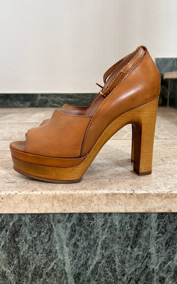 Chloe 2000 Wooden Heel Clogs 39
