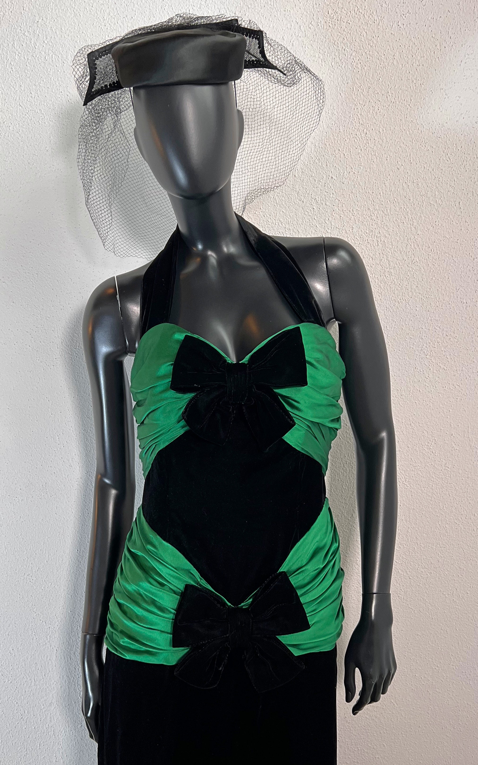 Vintage 80s Oscar de La Renta Evening Dress