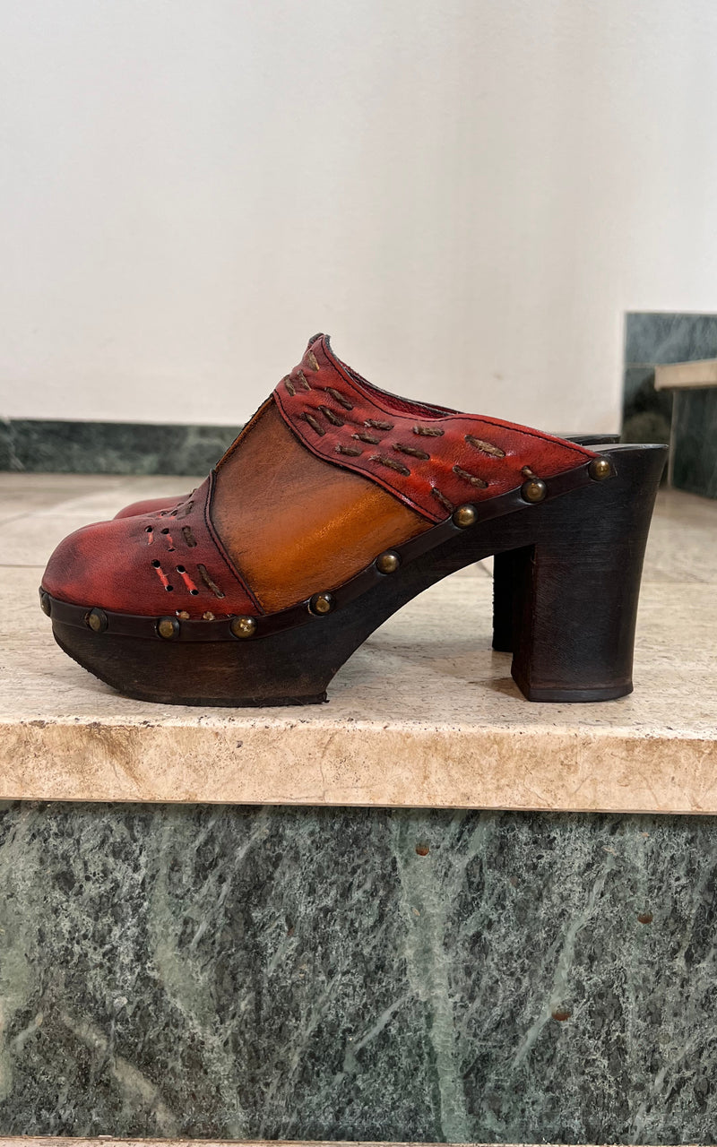 Vintage 70s Clogs 38