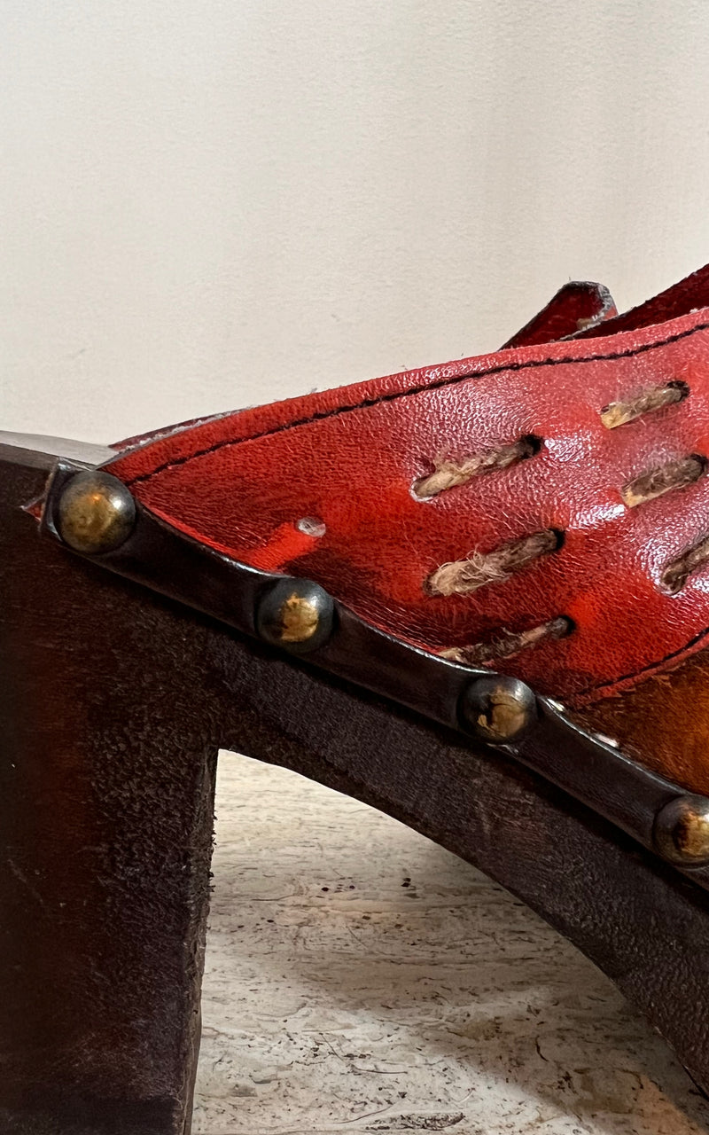 Vintage 70s Clogs 38