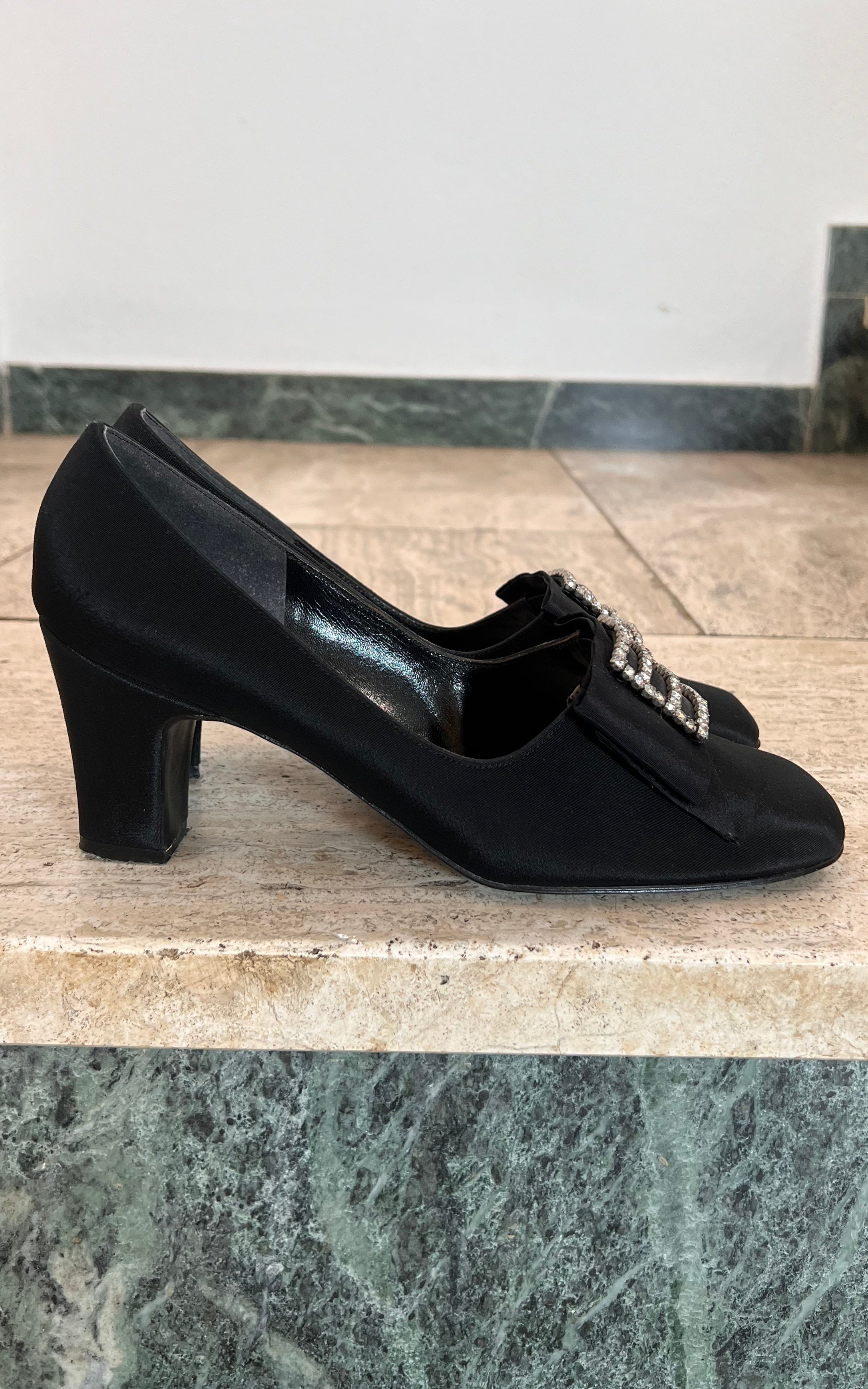 Vintage 60s Bally England Satin Mules 37