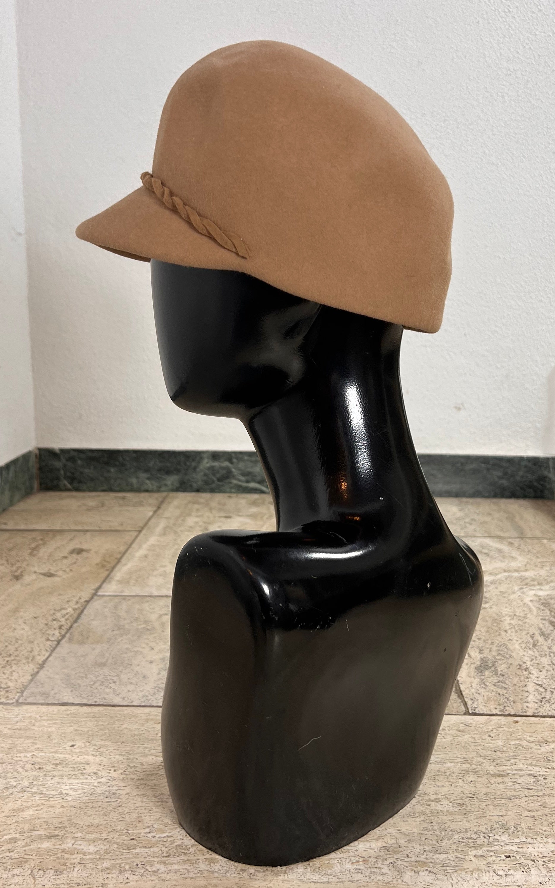 Vintage 60s Baker Boy Hat