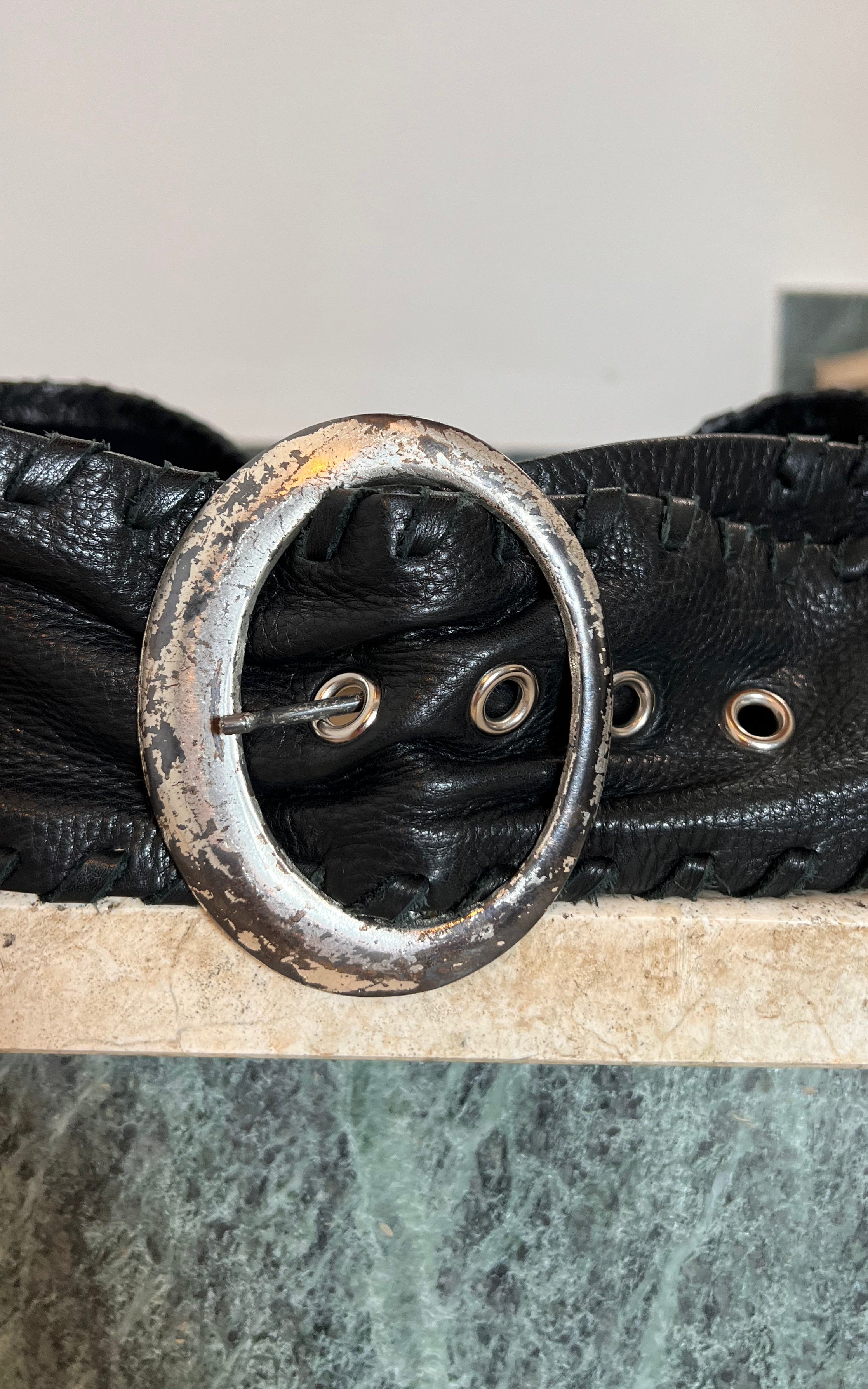 Vintage 90s Leather Belt LR USA