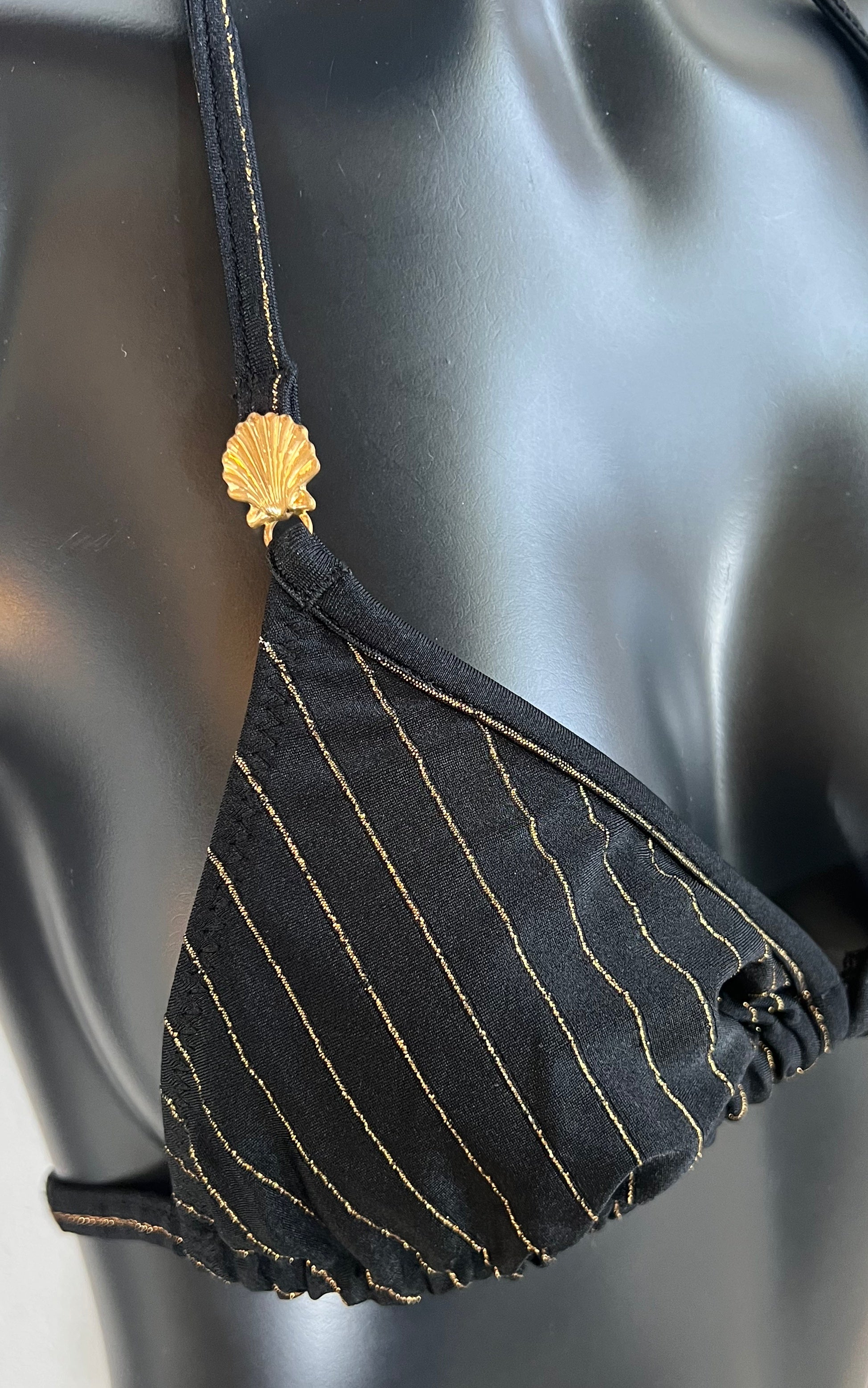 Vintage Triumph Mussels Bikini