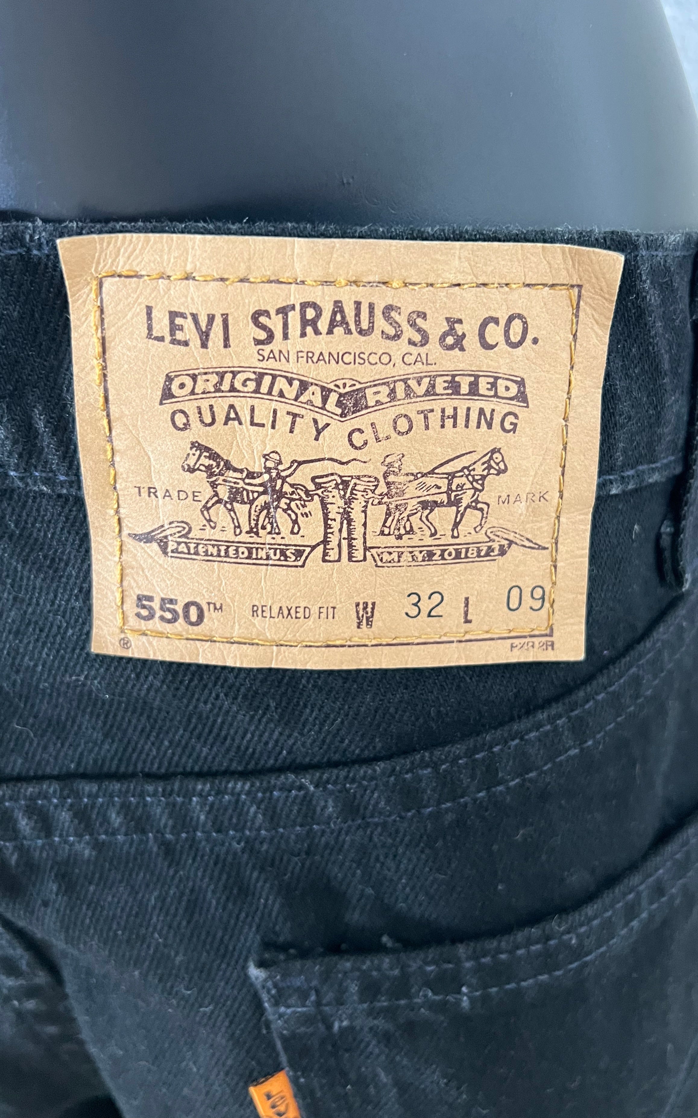 Vintage Levis 550 Denim Shorts W32