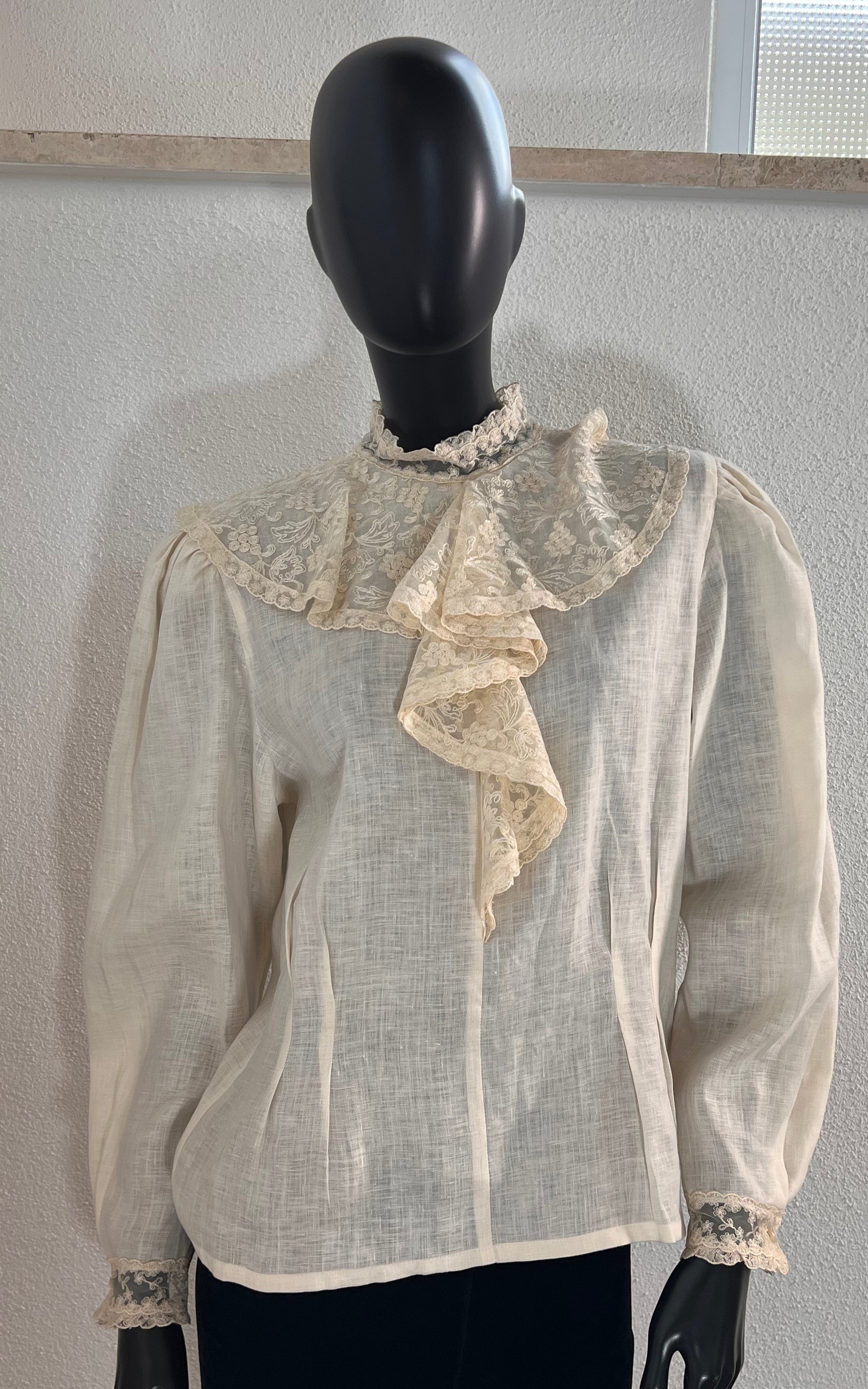 Vintage 70s Linnen Lace Blouse