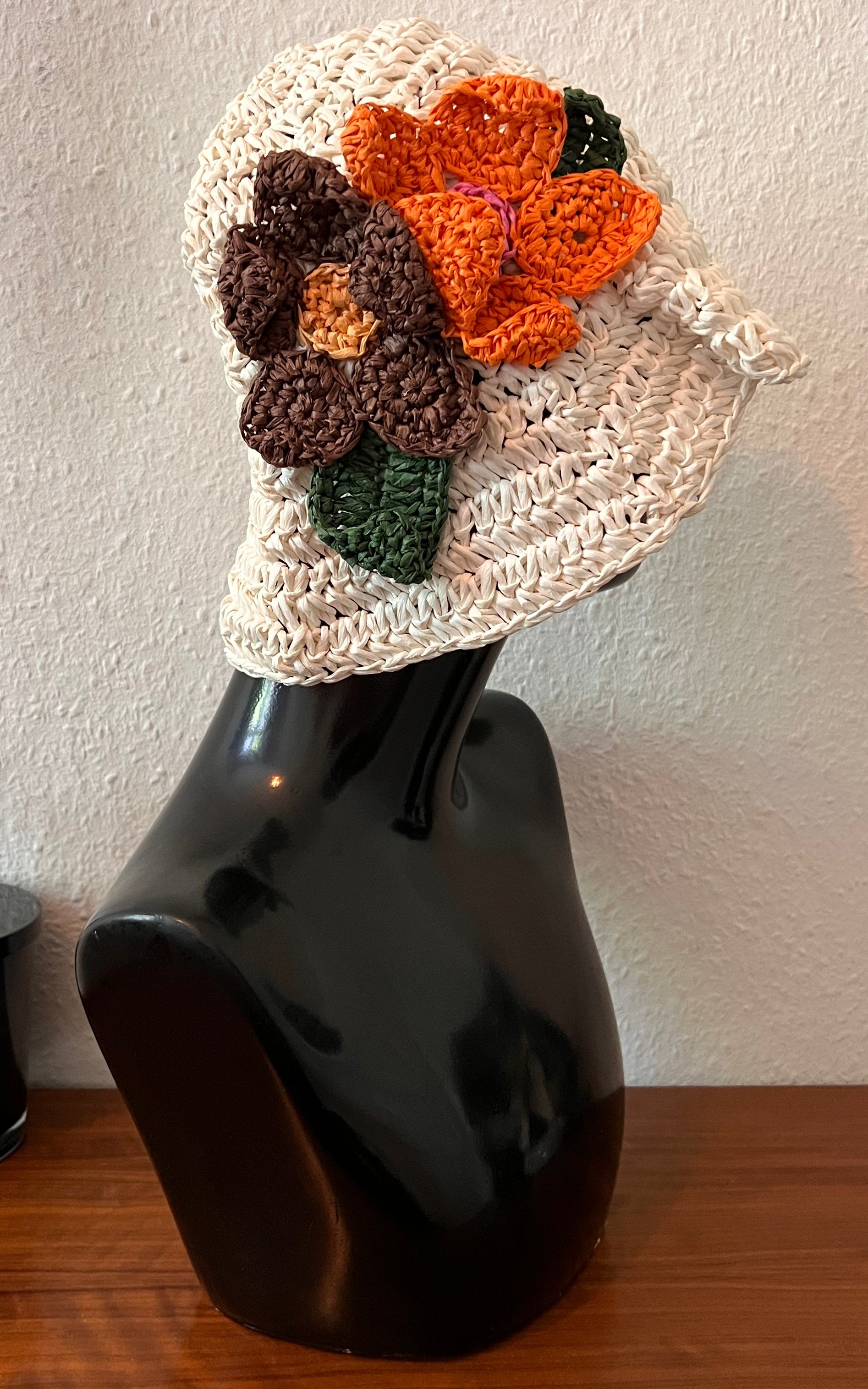 Vintage 70s Raffia Bucket Hat