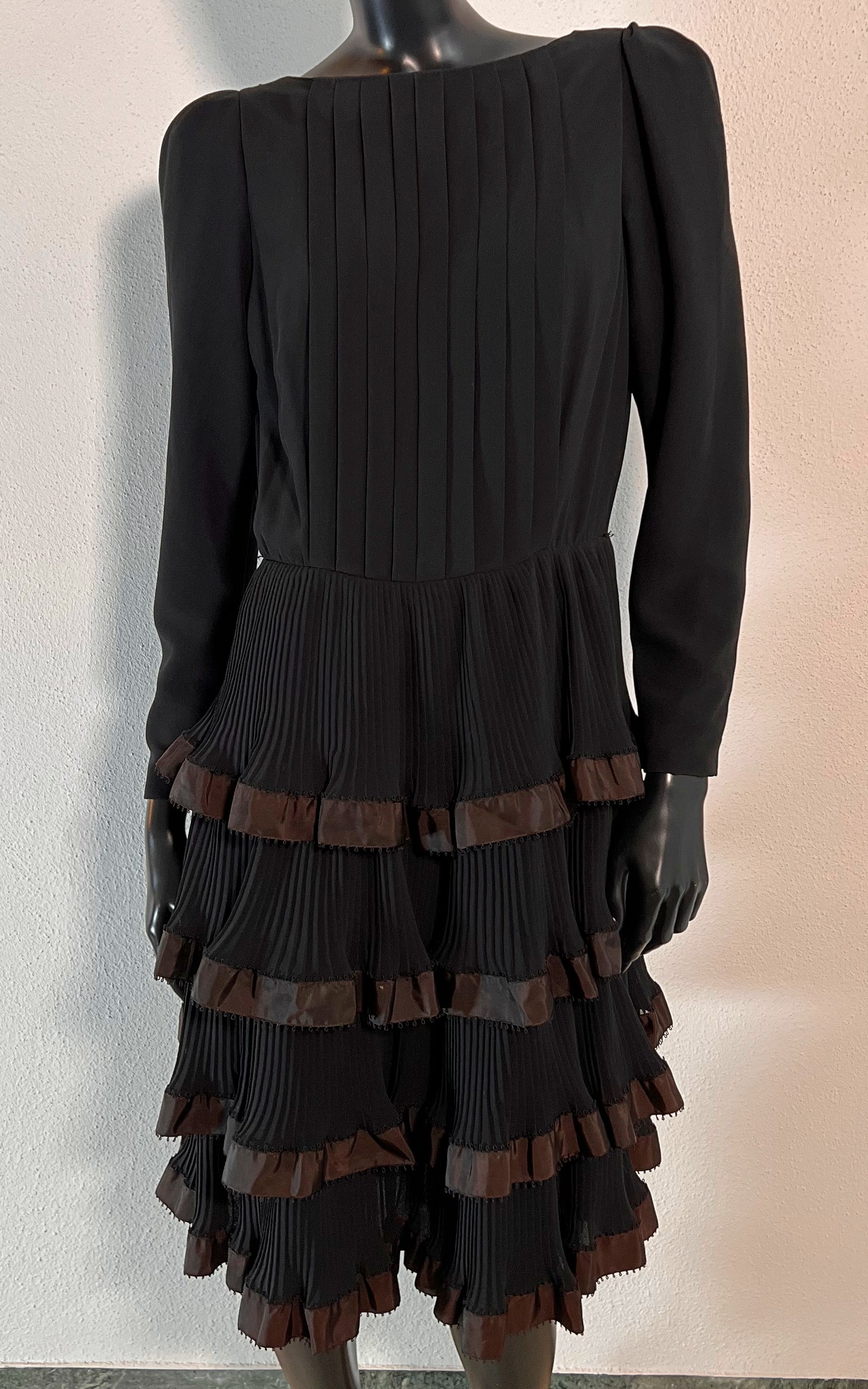 Vintage 70s Yvette Paris Volant Dress
