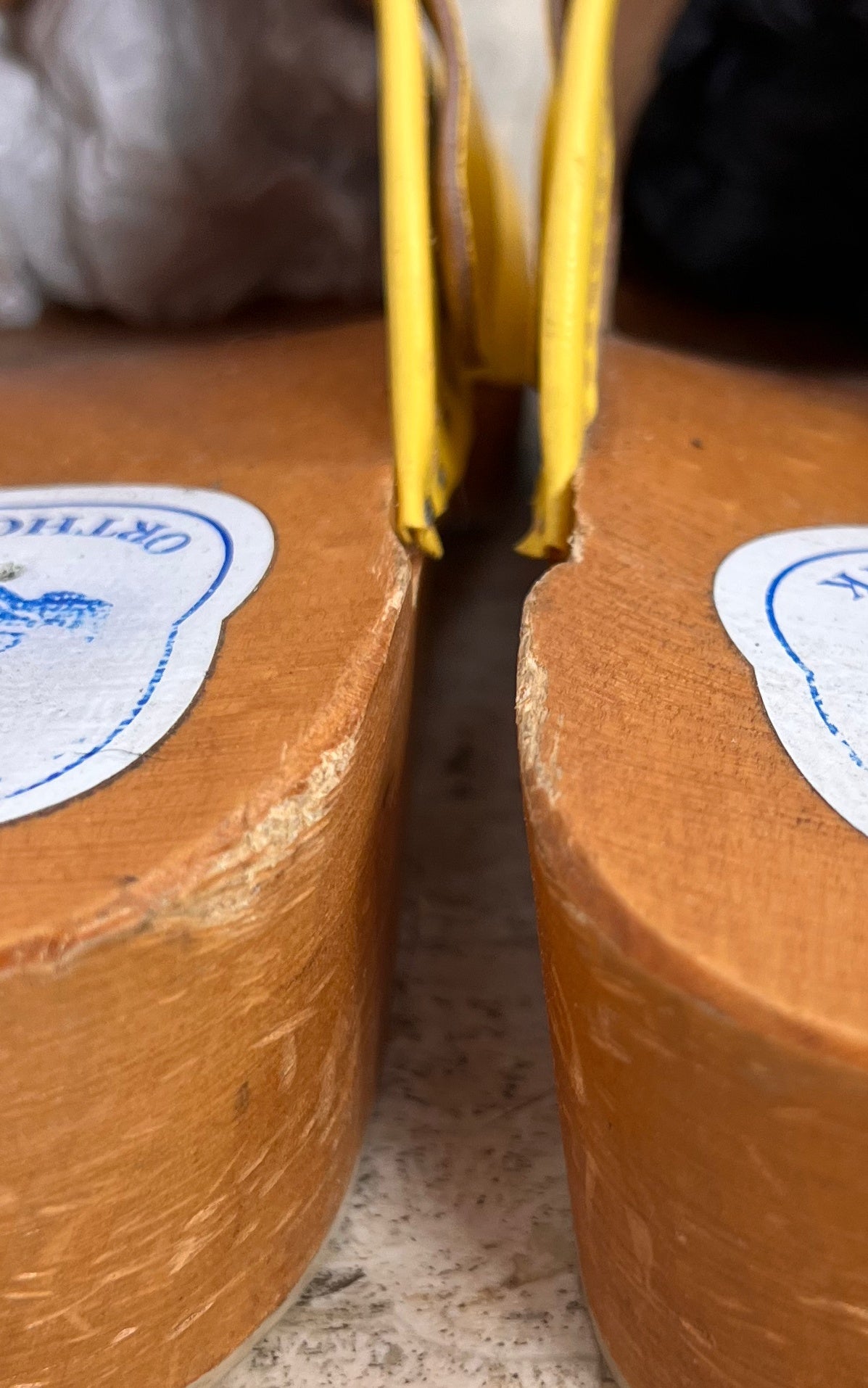 Vintage Yellow 70s Clogs 41