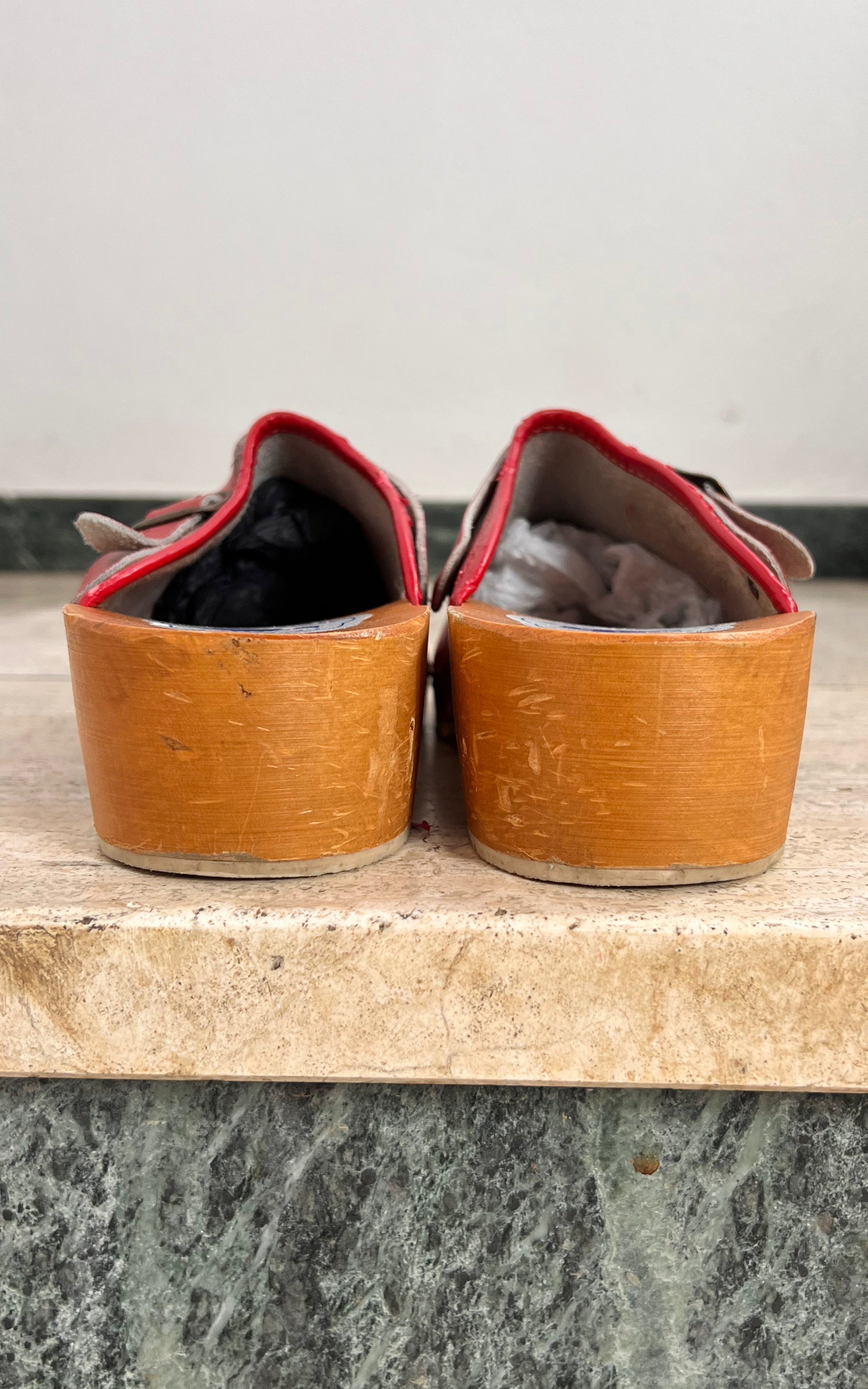 Vintage Red 70s Clogs 41