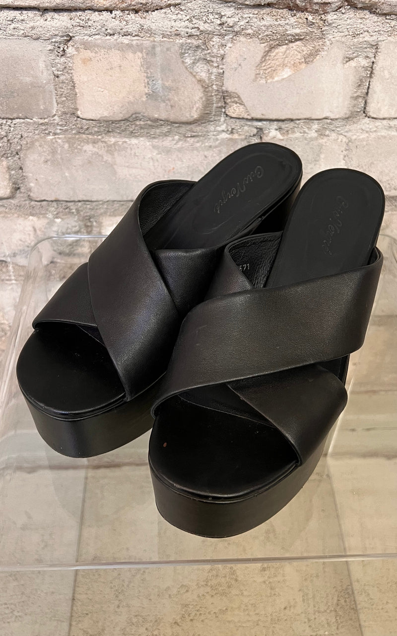 Vintage Platform Mules 41