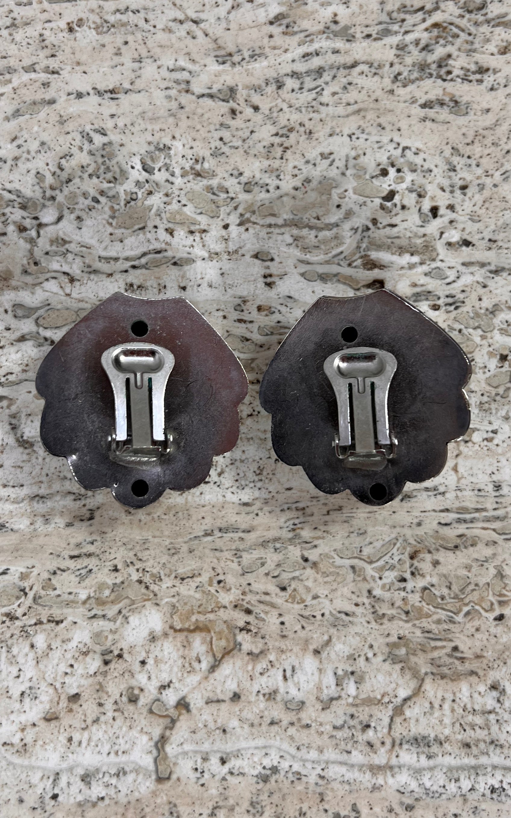 Vintage Shell 90s Clip Ons