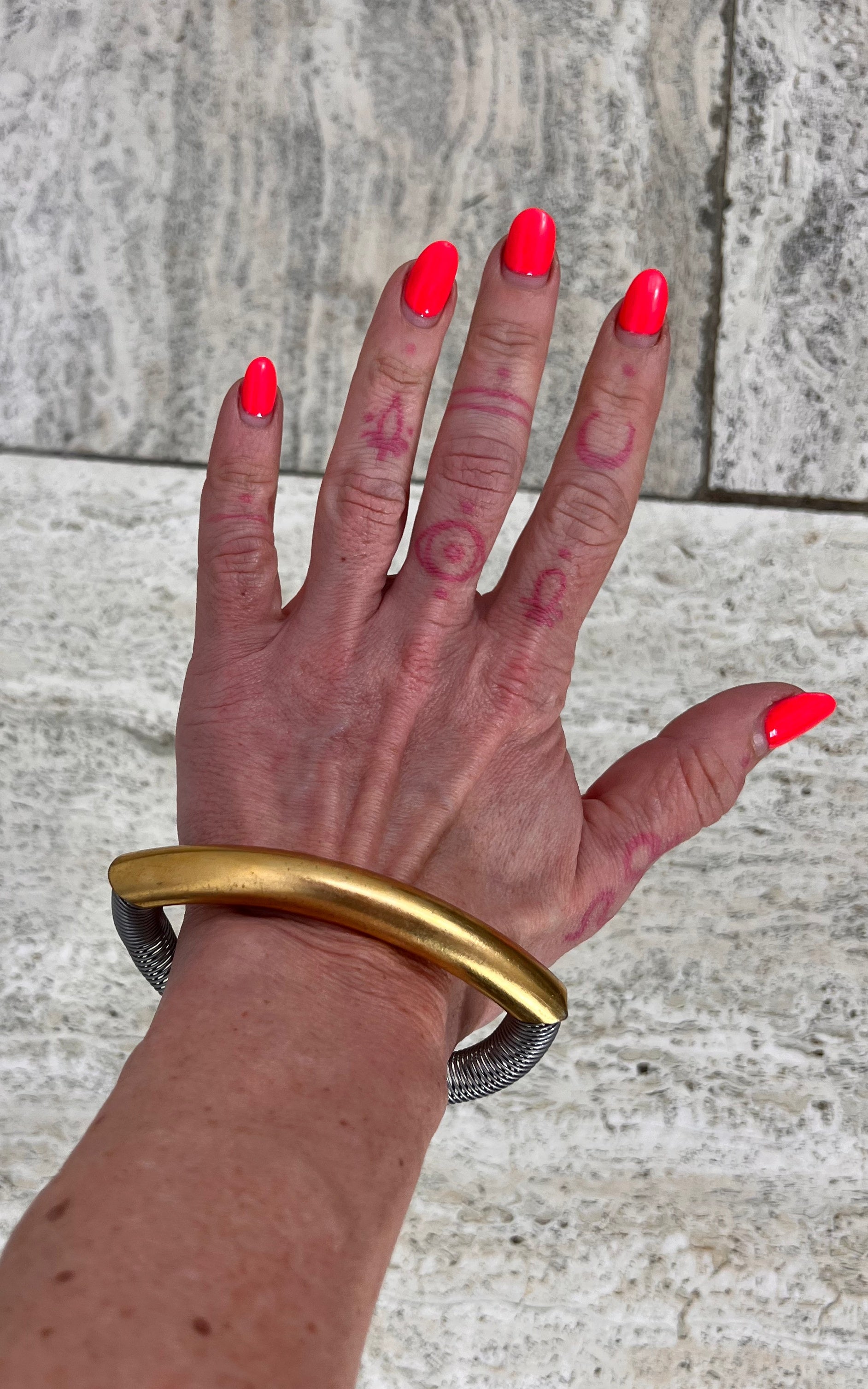 Vintage Sculptural Modernist Coil Bangle