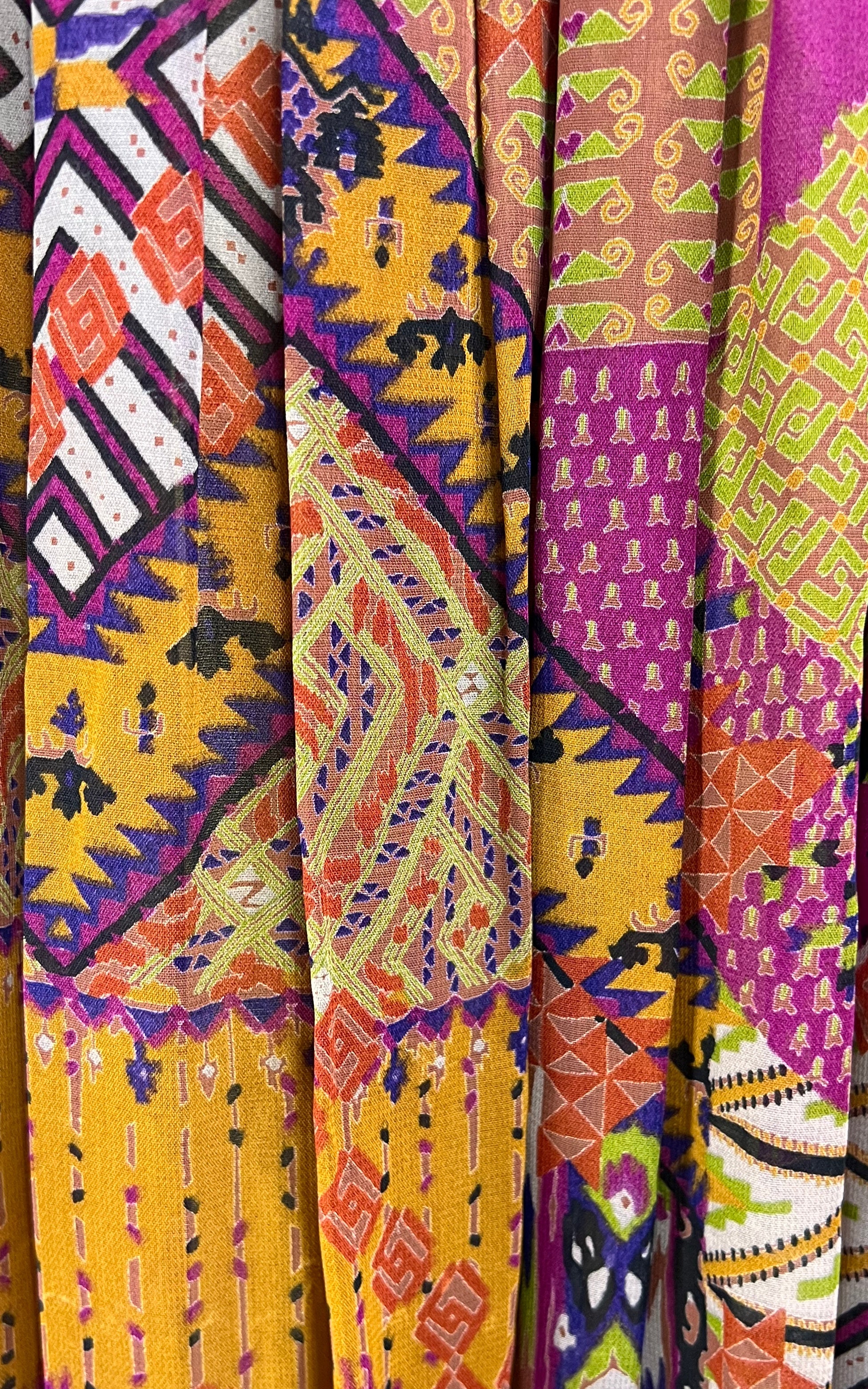 Vintage Abstract Pattern 90s Skirt