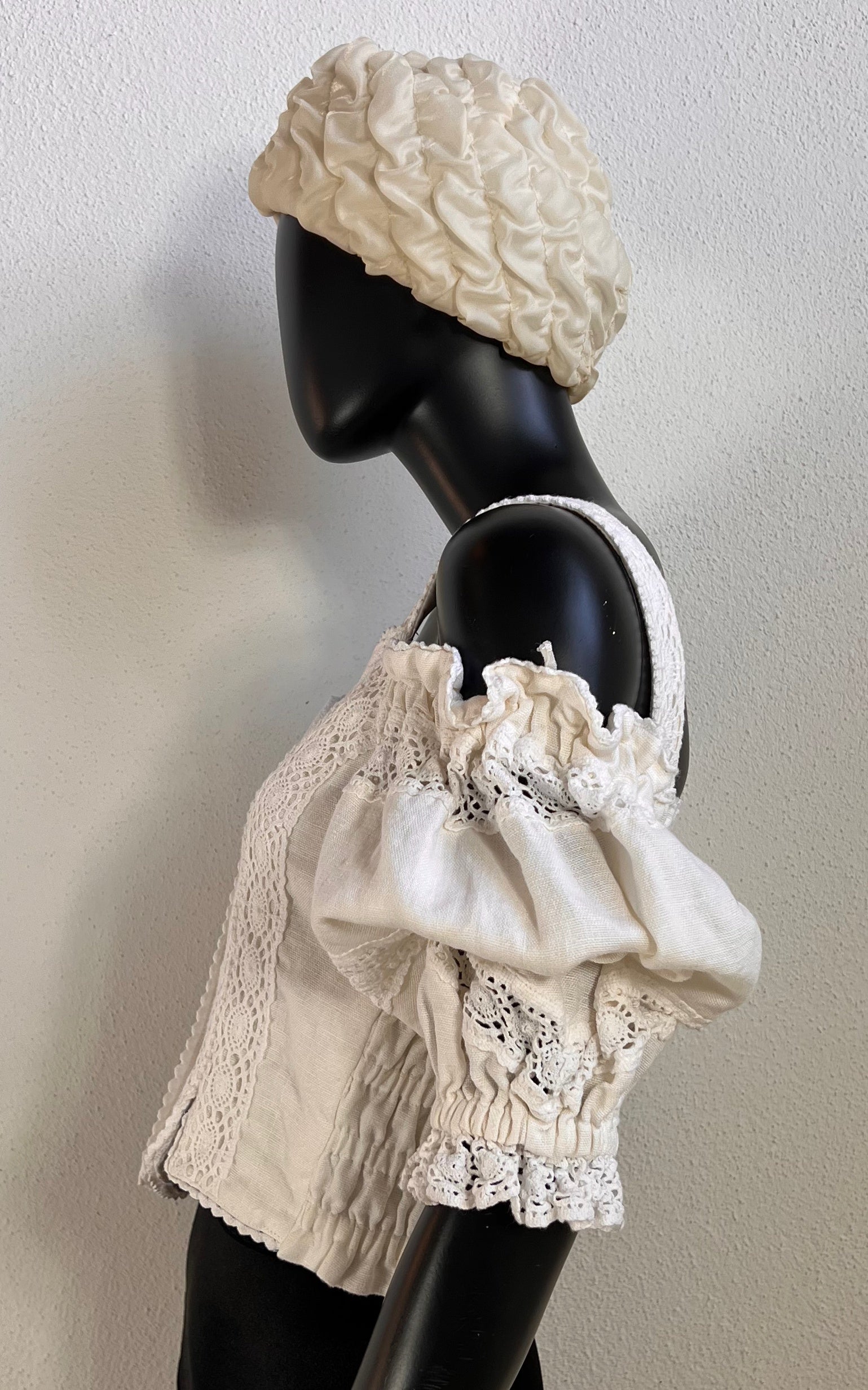 Vintage Lace Crop Blouse