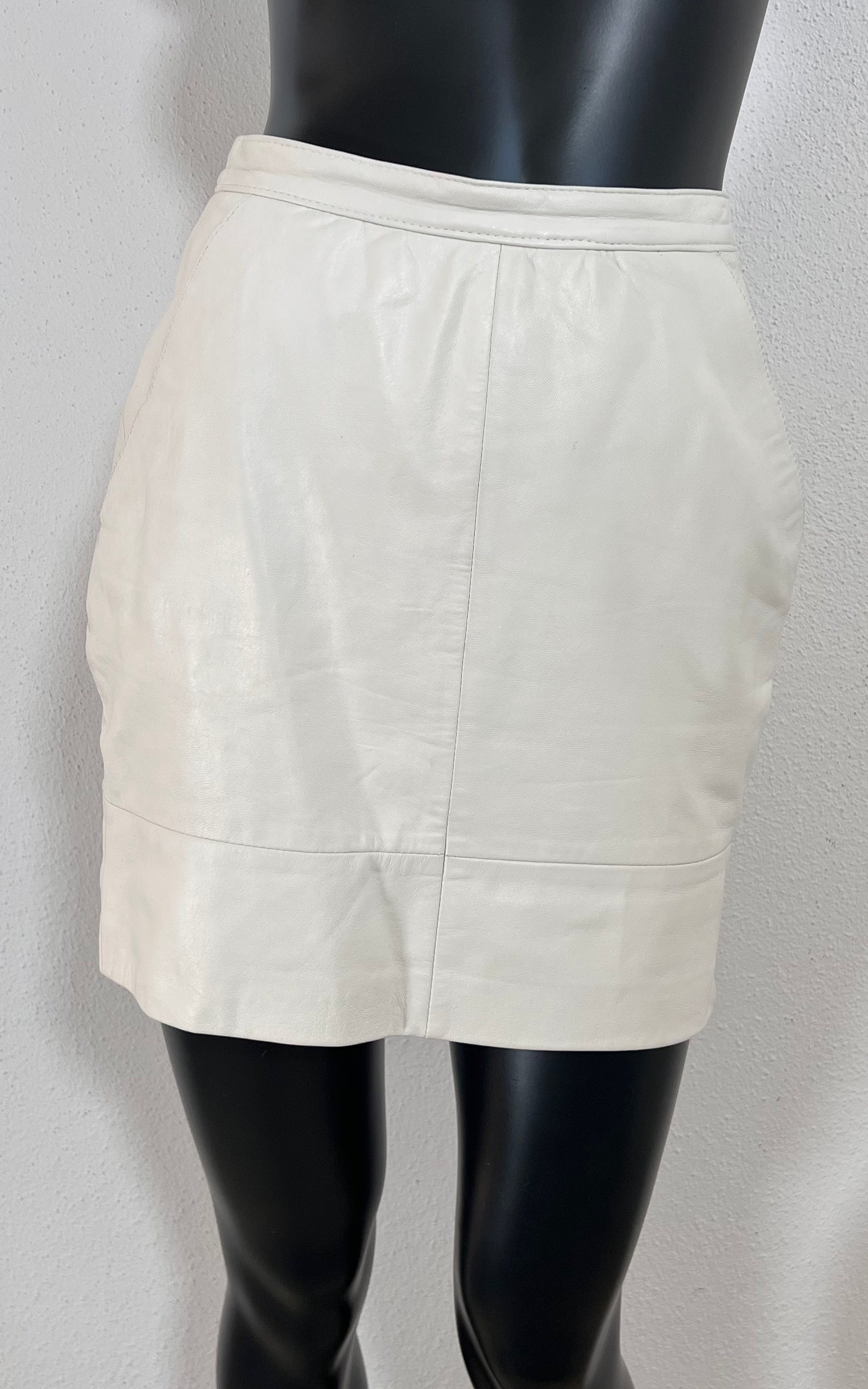 Vintage White Mini Leather Skirt