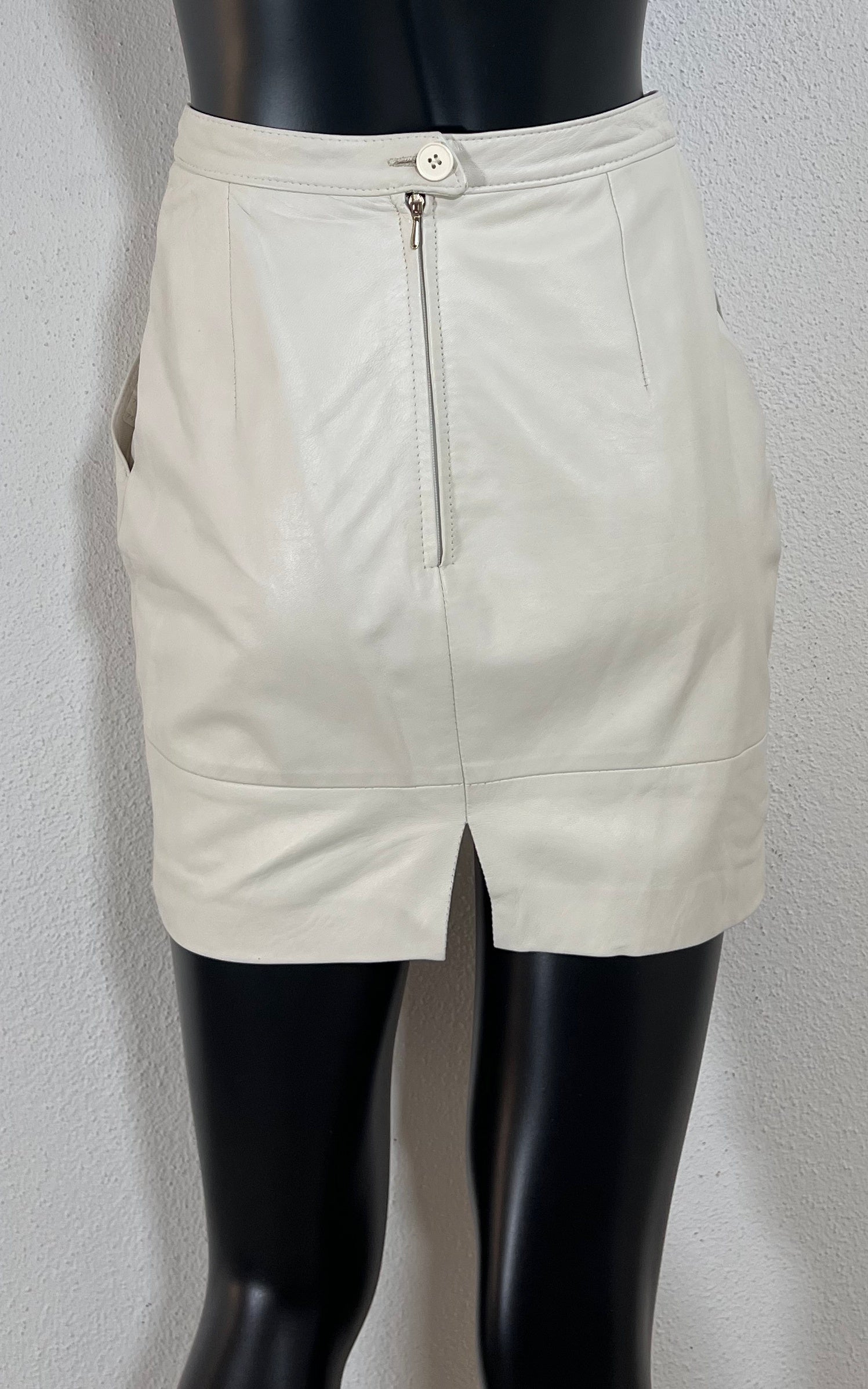 Vintage White Mini Leather Skirt