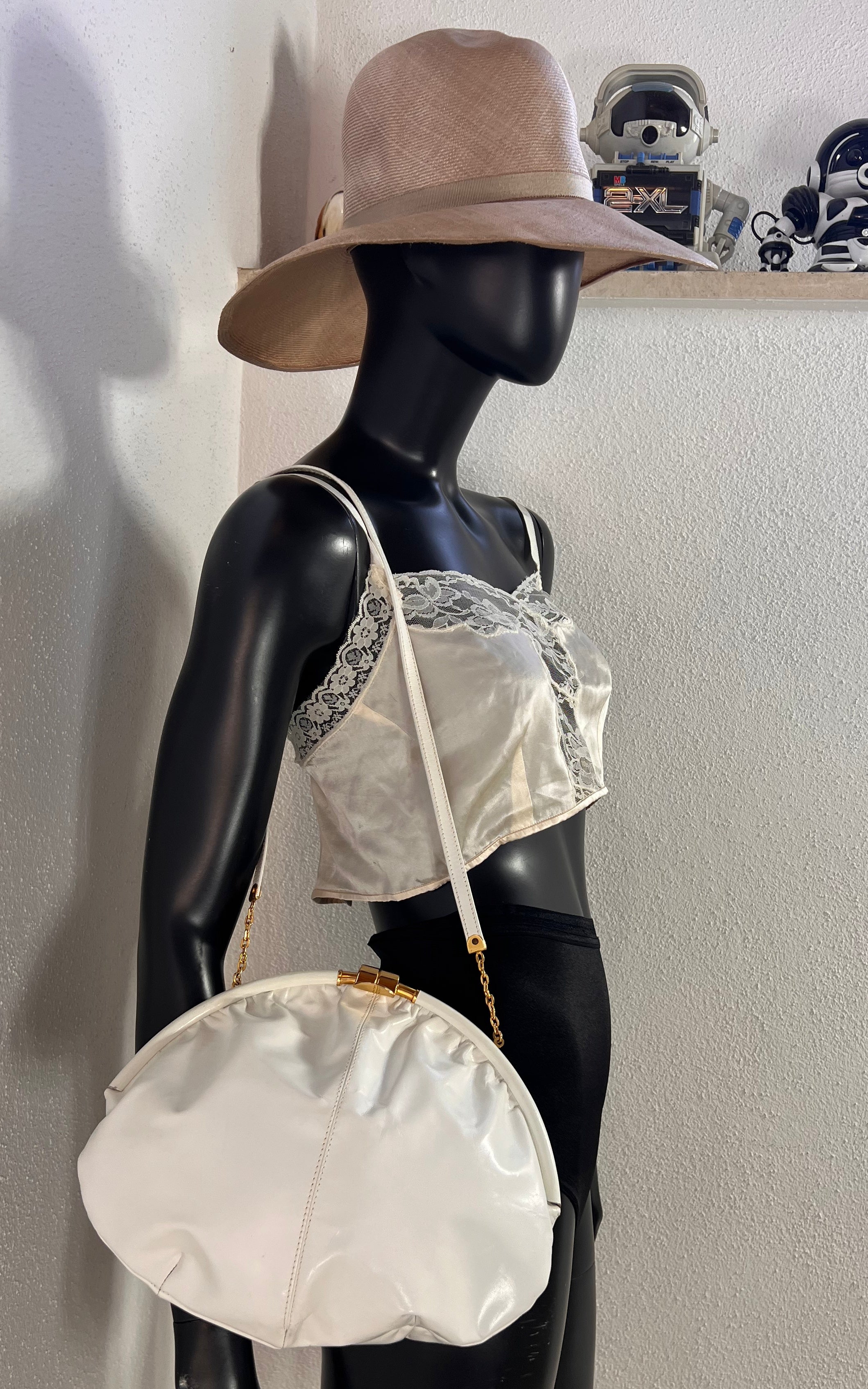 Vintage 70s White Rodo Italy Clutch Bag