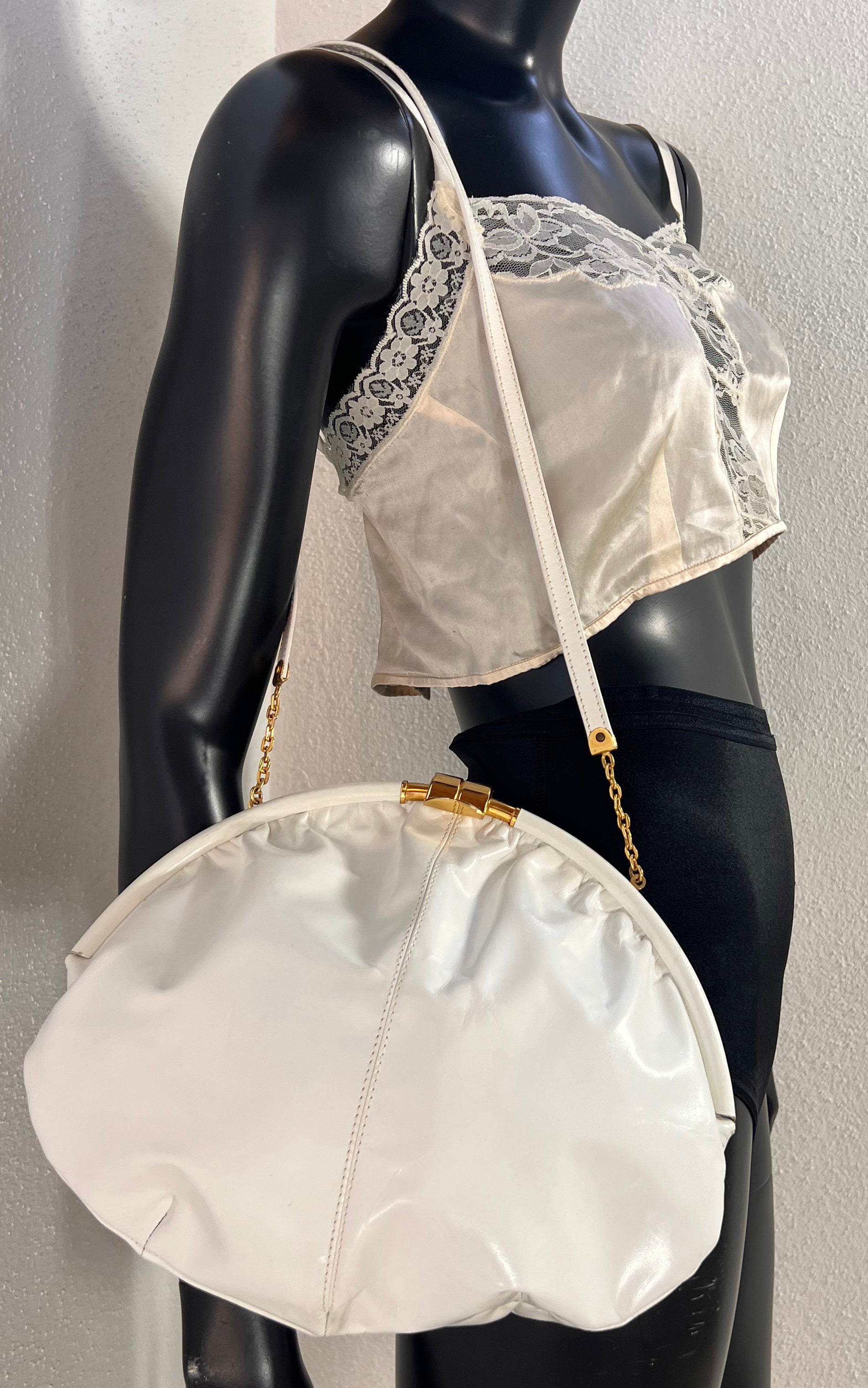 Vintage 70s White Rodo Italy Clutch Bag