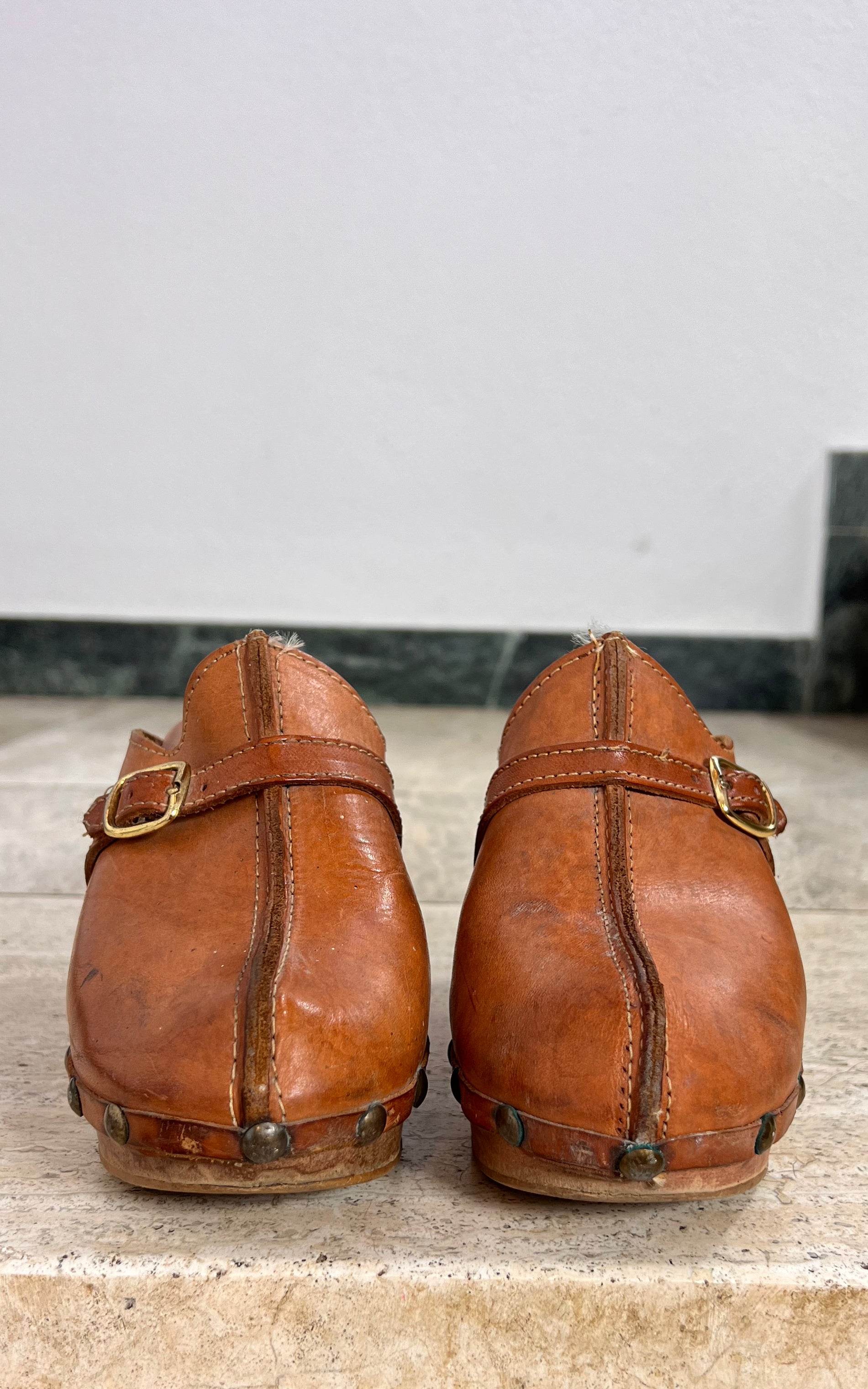 Vintage 70s Clogs 37