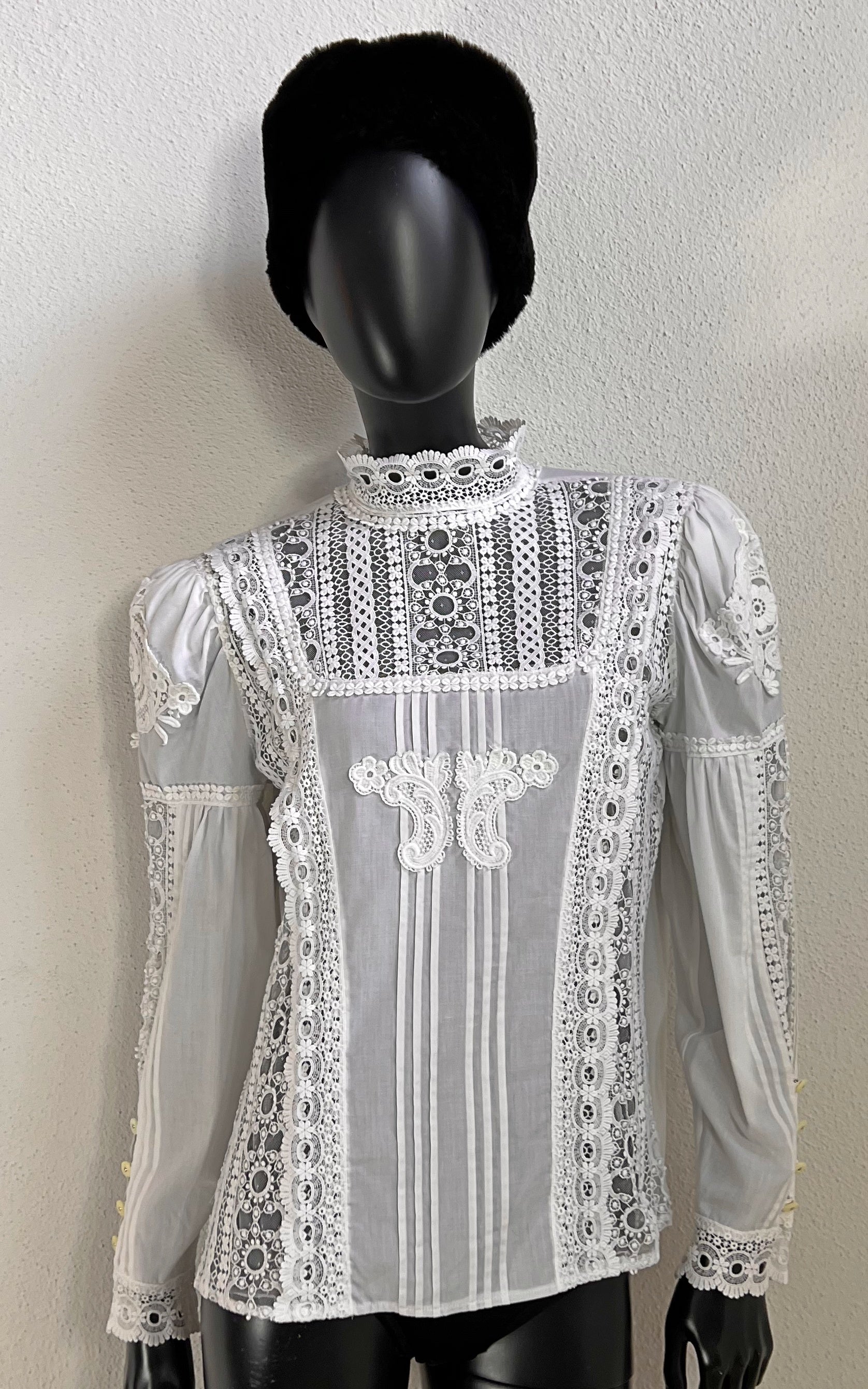 Vintage 80s Cris-Devi Lace Blouse