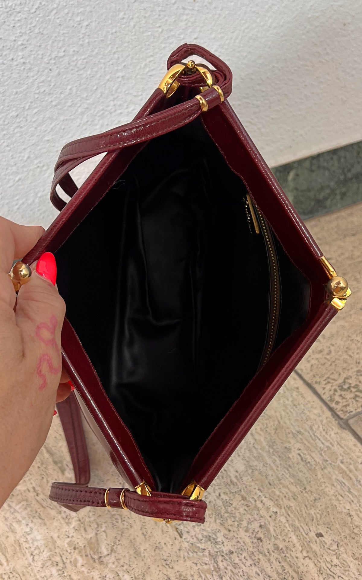 Vintage Sonia Burgundy Kiss-Lock Shoulder Bag – Made in Italy