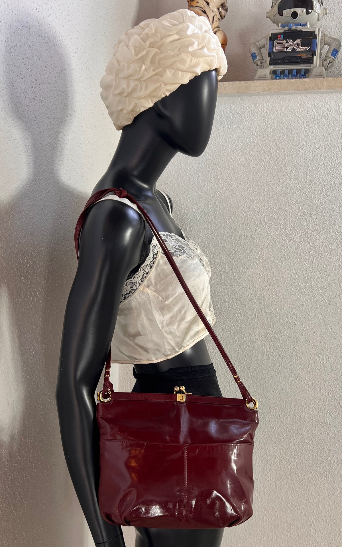 Vintage Sonia Burgundy Kiss-Lock Shoulder Bag – Made in Italy