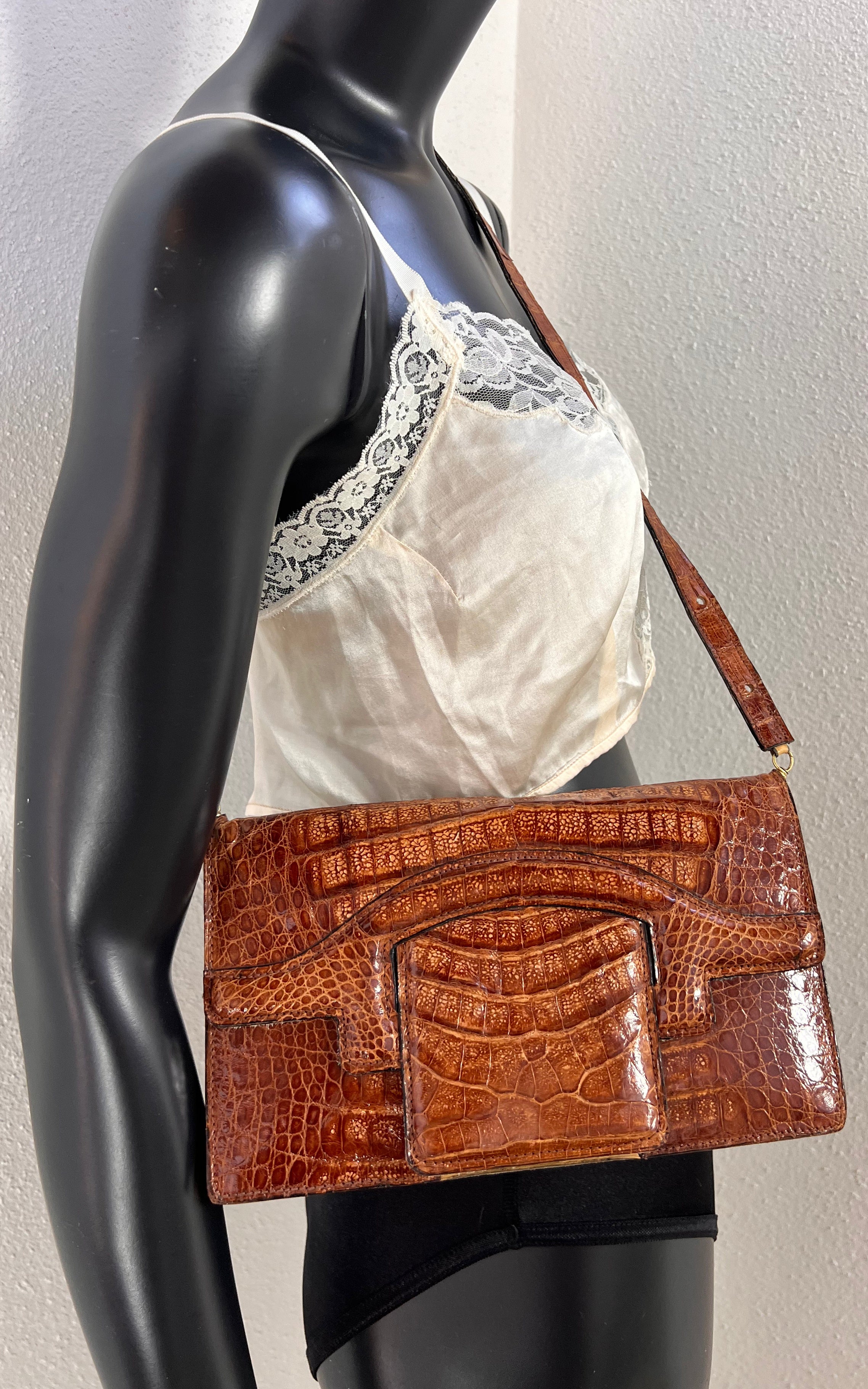 Vintage 1970s Brown Crocodile Leather Shoulder Bag