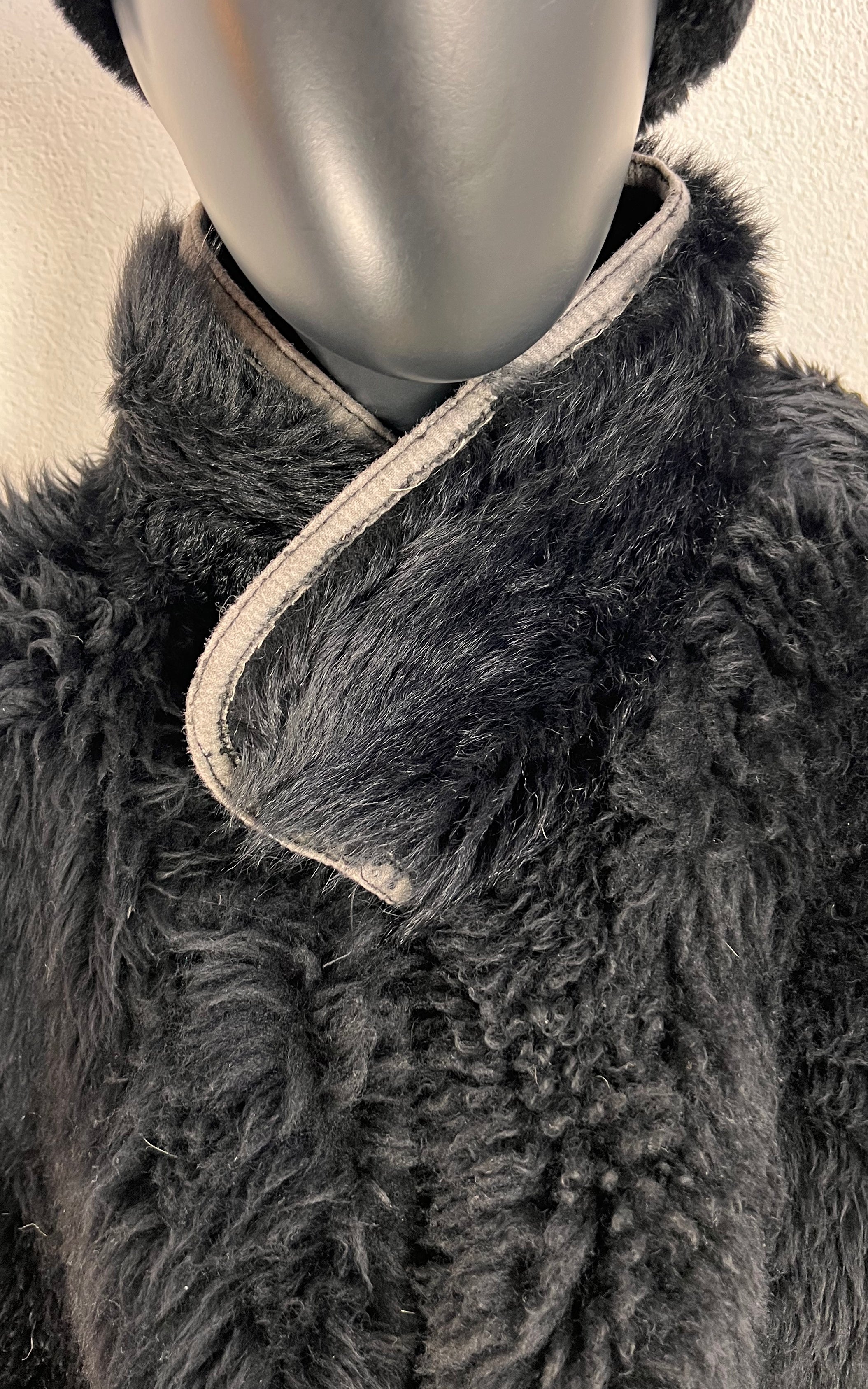 Vintage Cropped Curly Shearling Jacket