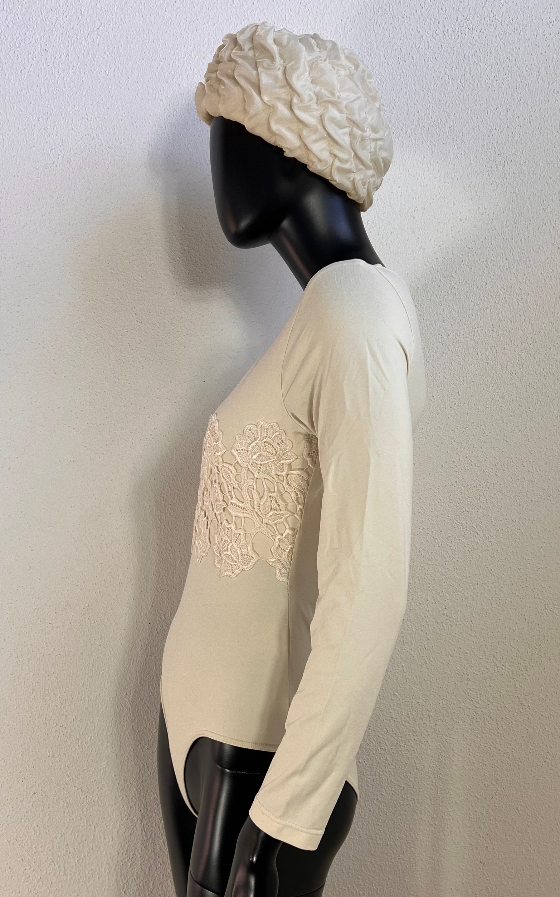Vintage Cream Lace Long-Sleeve Bodysuit