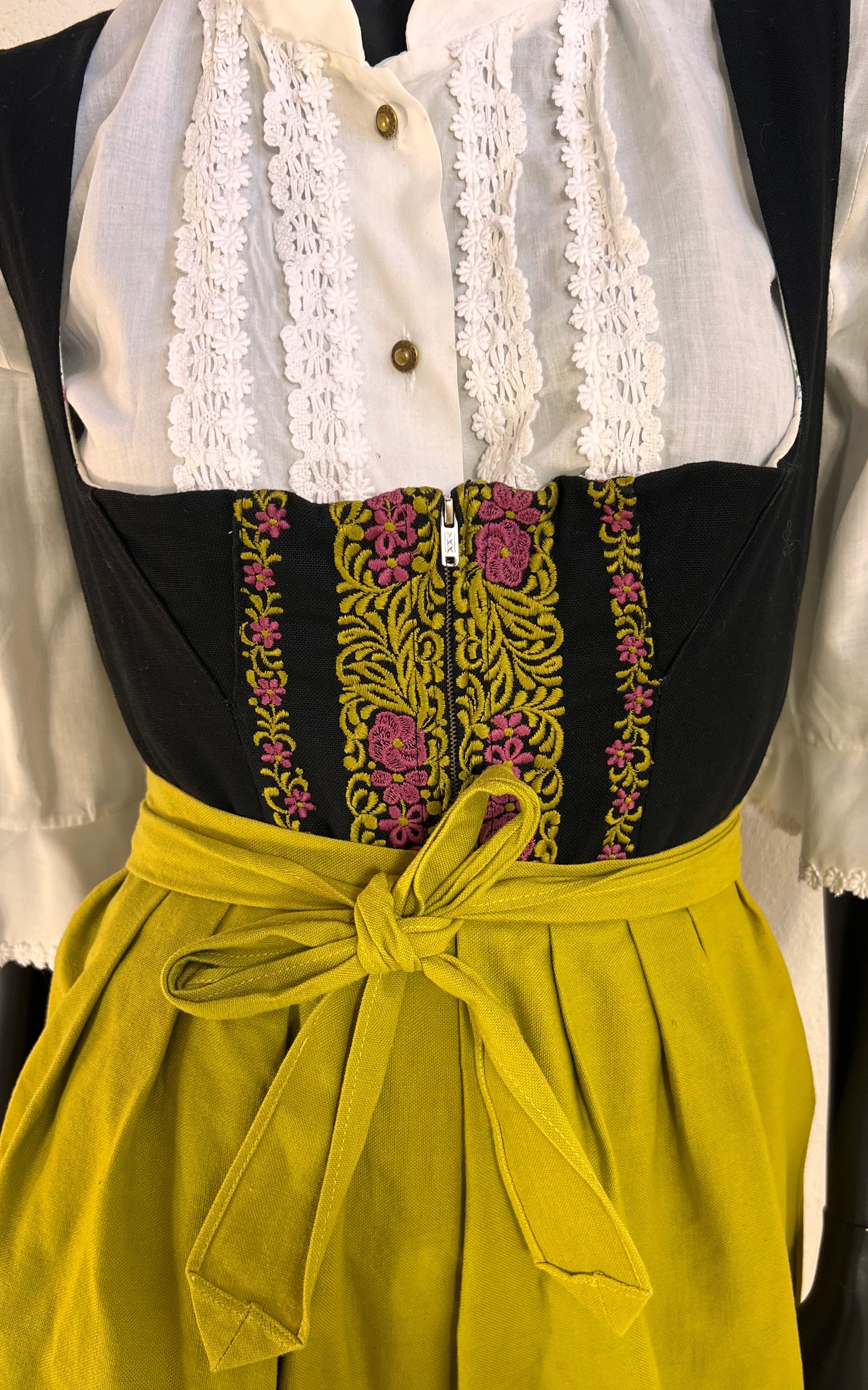 Vintage 70s Rose Dirndl Bavarian Dress Set