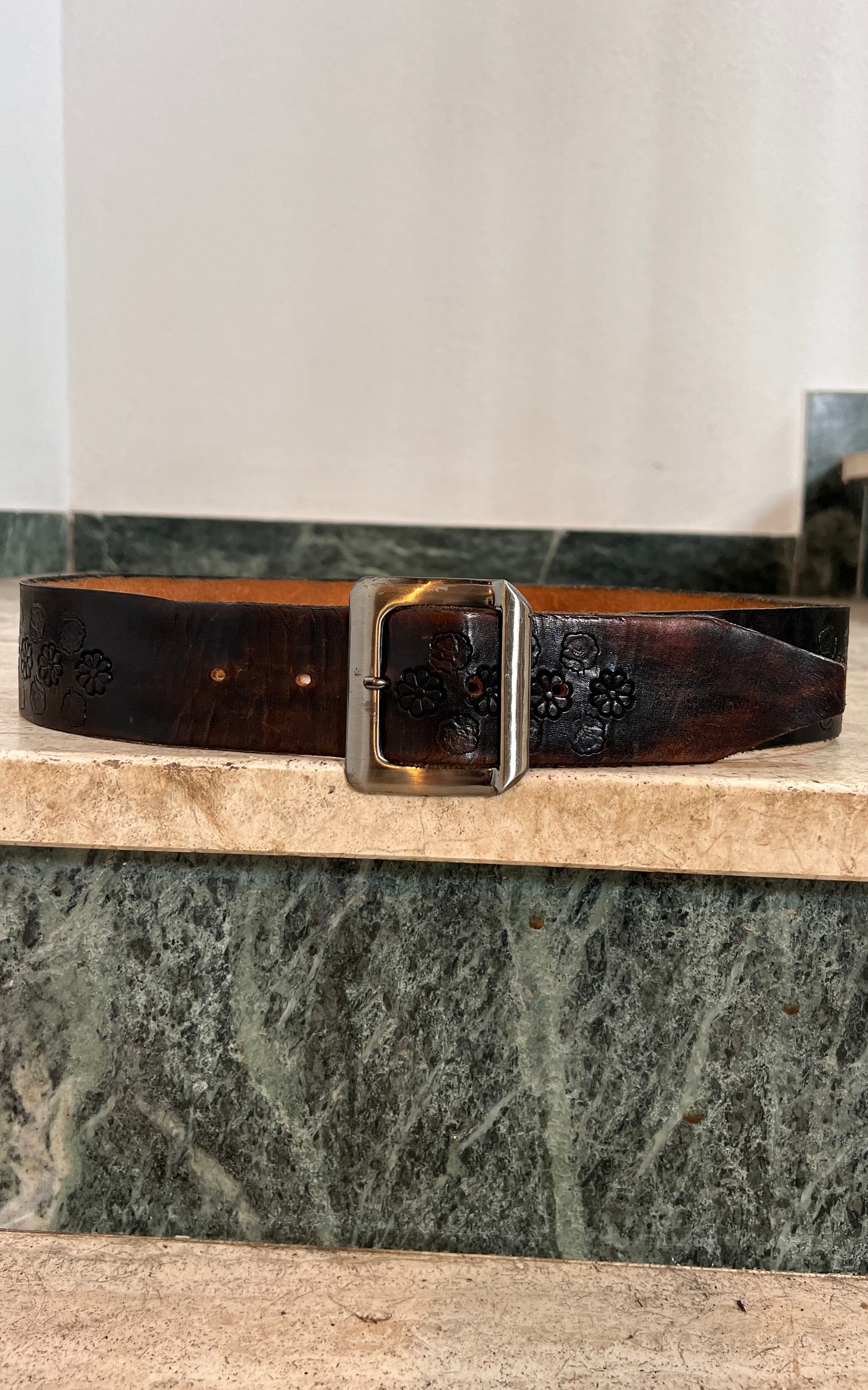 Vintage MENS 70s Handtooled Belt