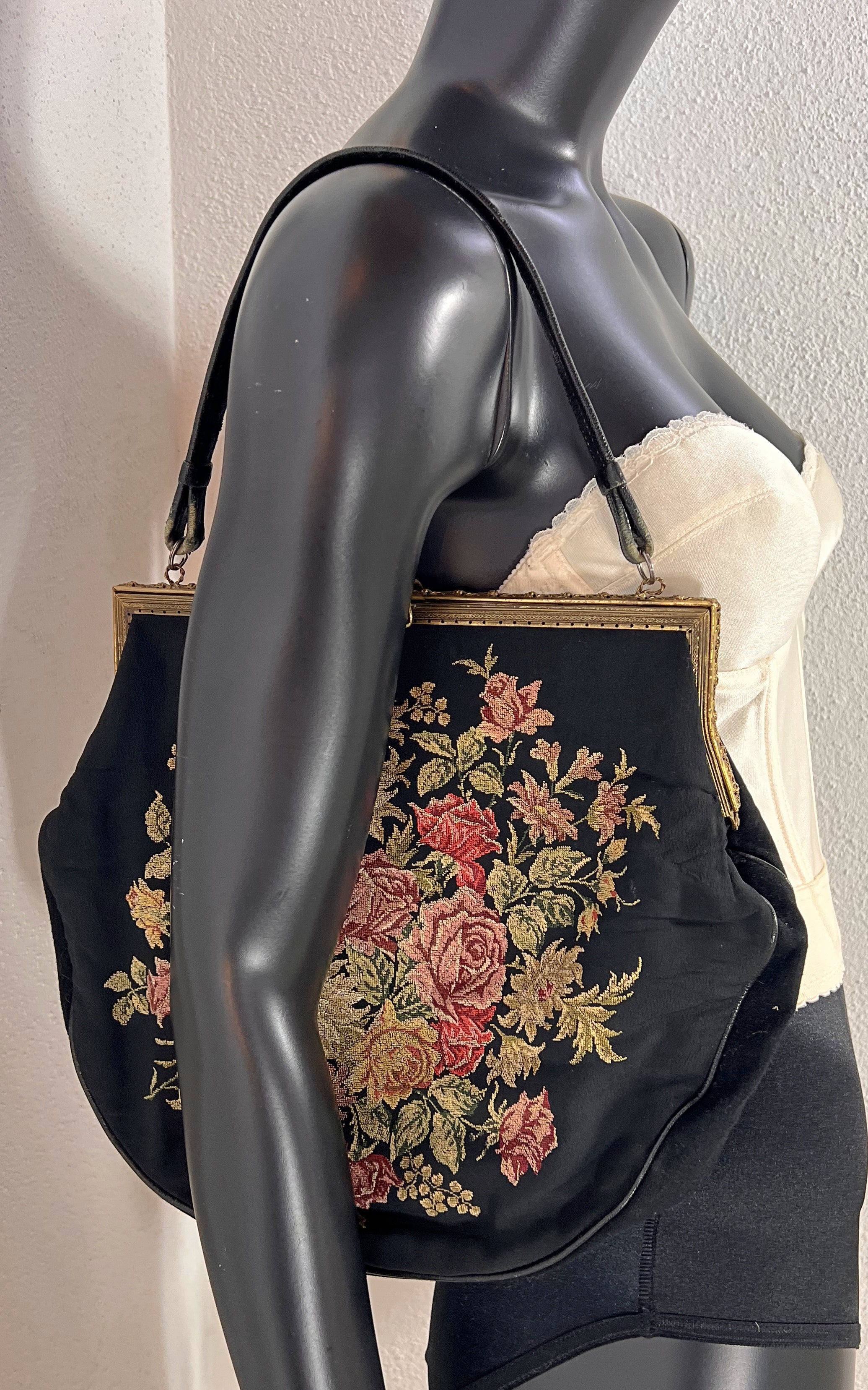 Vintage Floral Tapestry Handbag