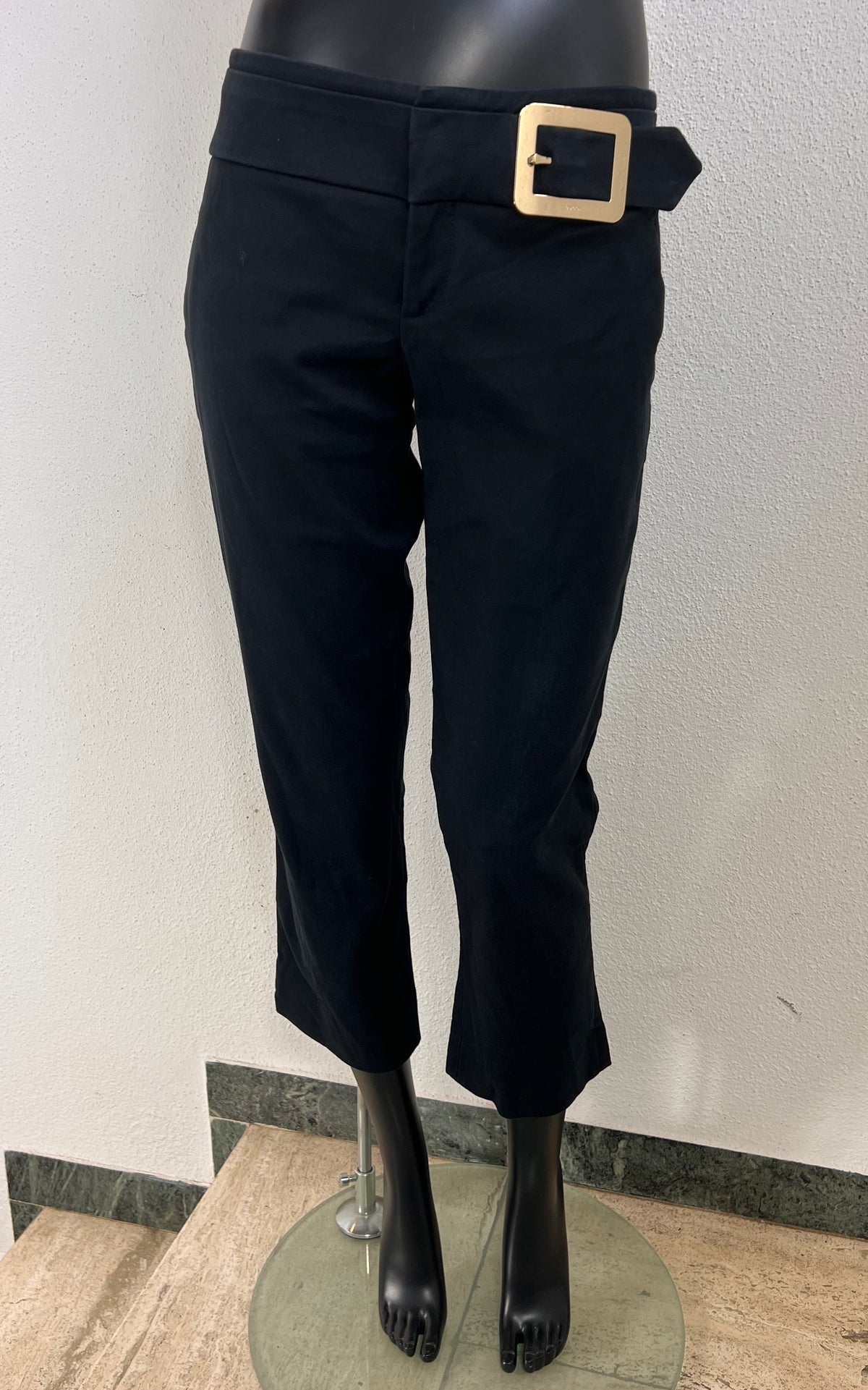 Gucci Black Cotton Cropped Flared Trousers with Gold-Tone Buckle